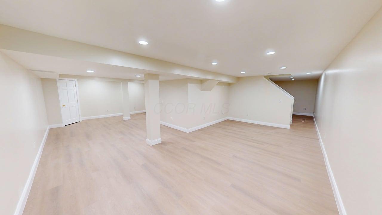 5081 Broxburn Court Property Photo 32