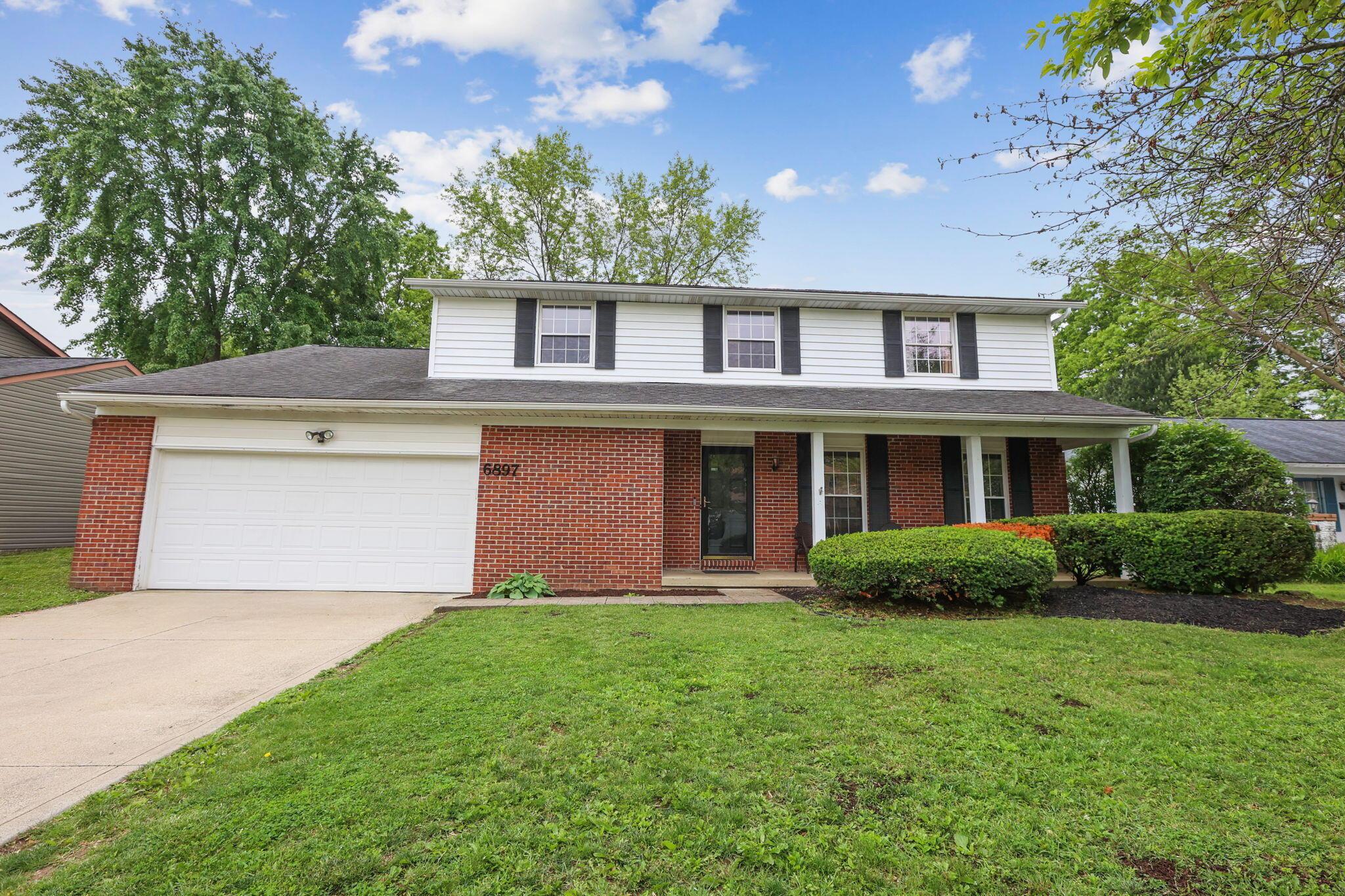 6897 Roundelay Road N Property Photo 1