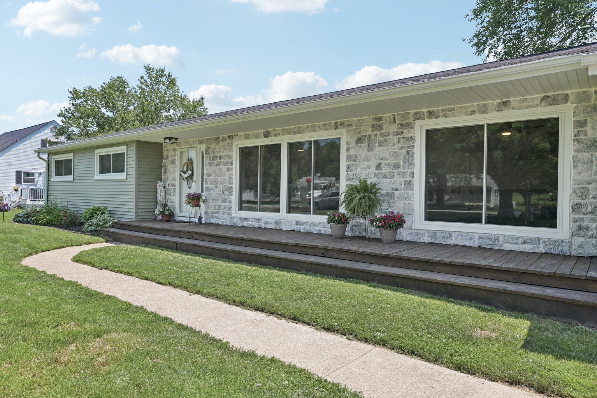 137 Oakland Boulevard Ne Property Photo 3