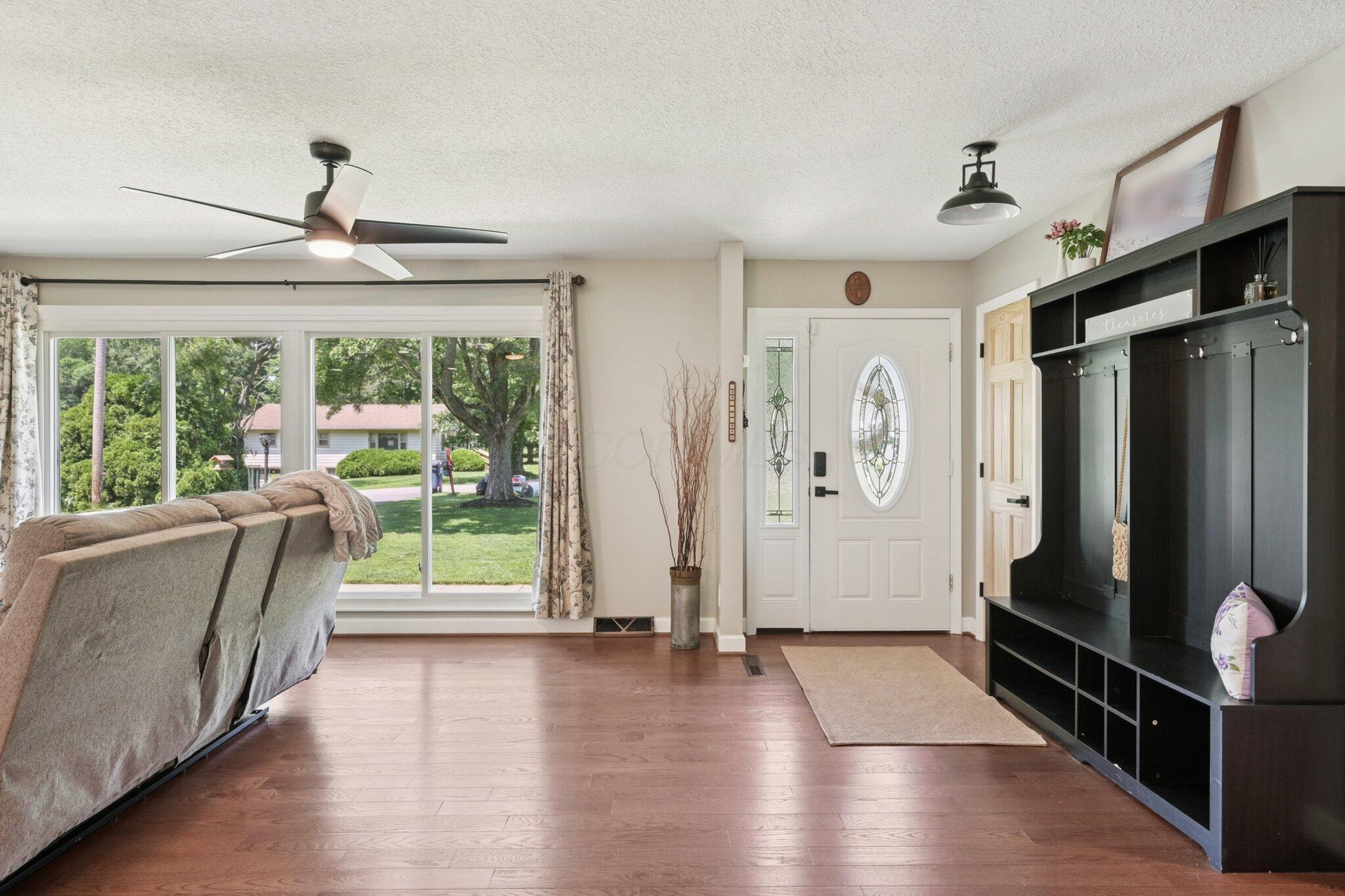 137 Oakland Boulevard Ne Property Photo 5