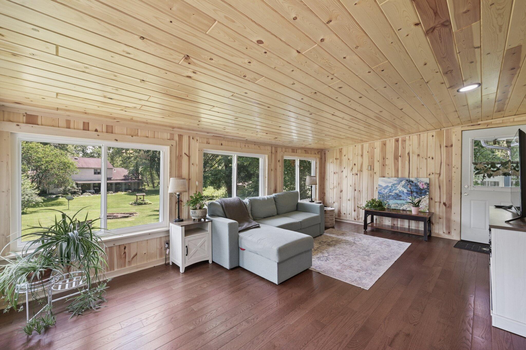 137 Oakland Boulevard Ne Property Photo 11