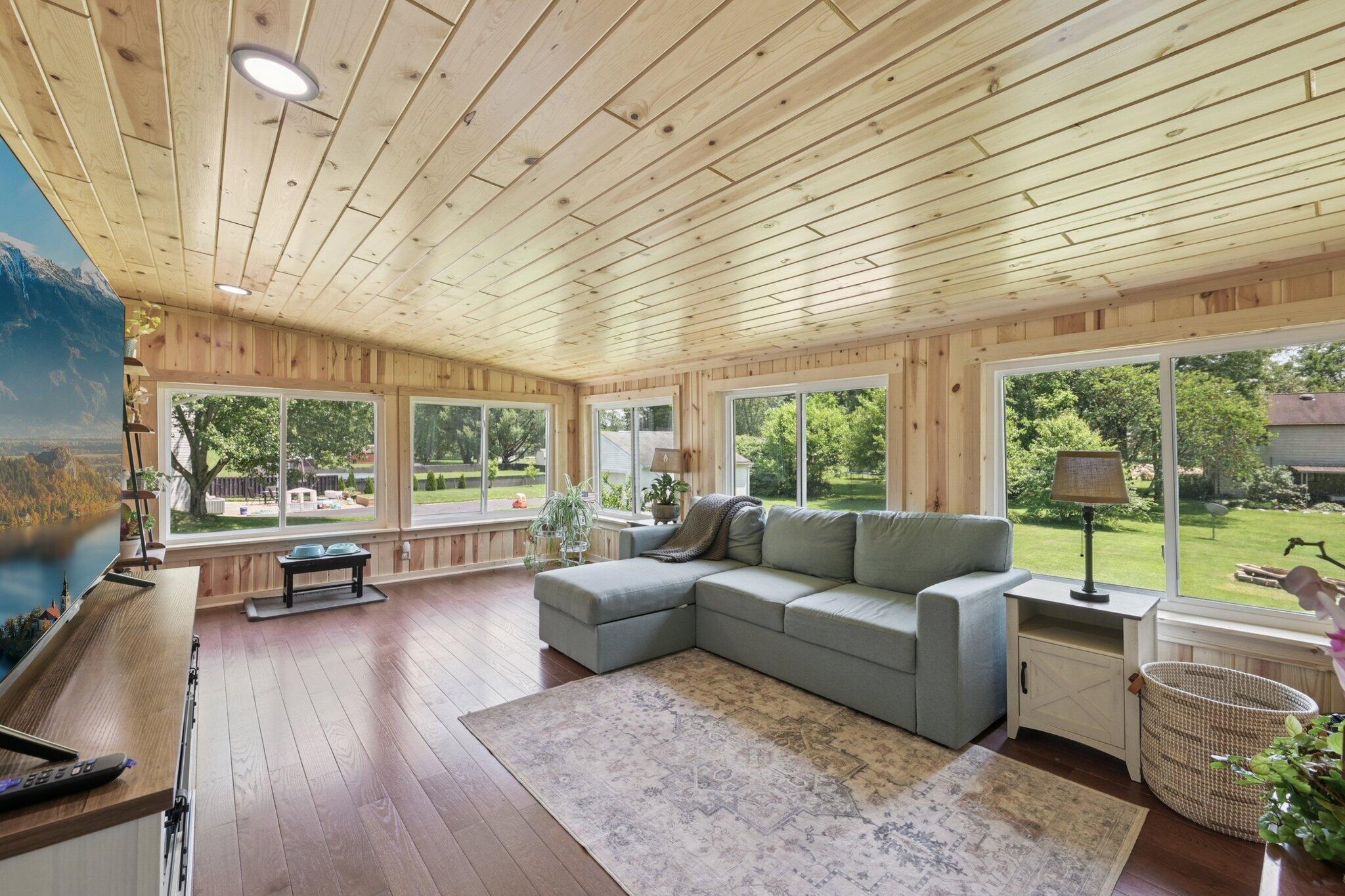 137 Oakland Boulevard Ne Property Photo 12