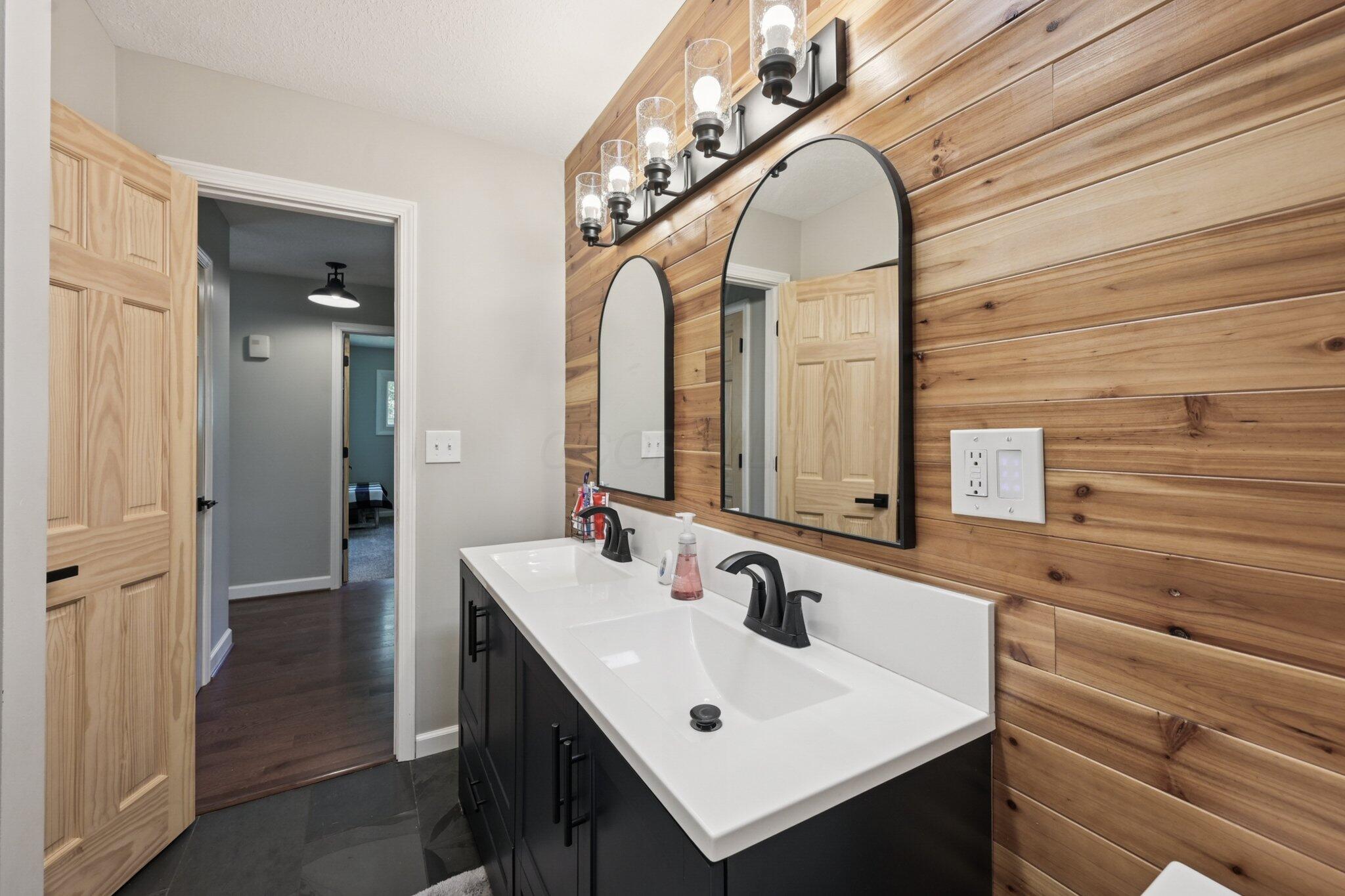 137 Oakland Boulevard Ne Property Photo 28