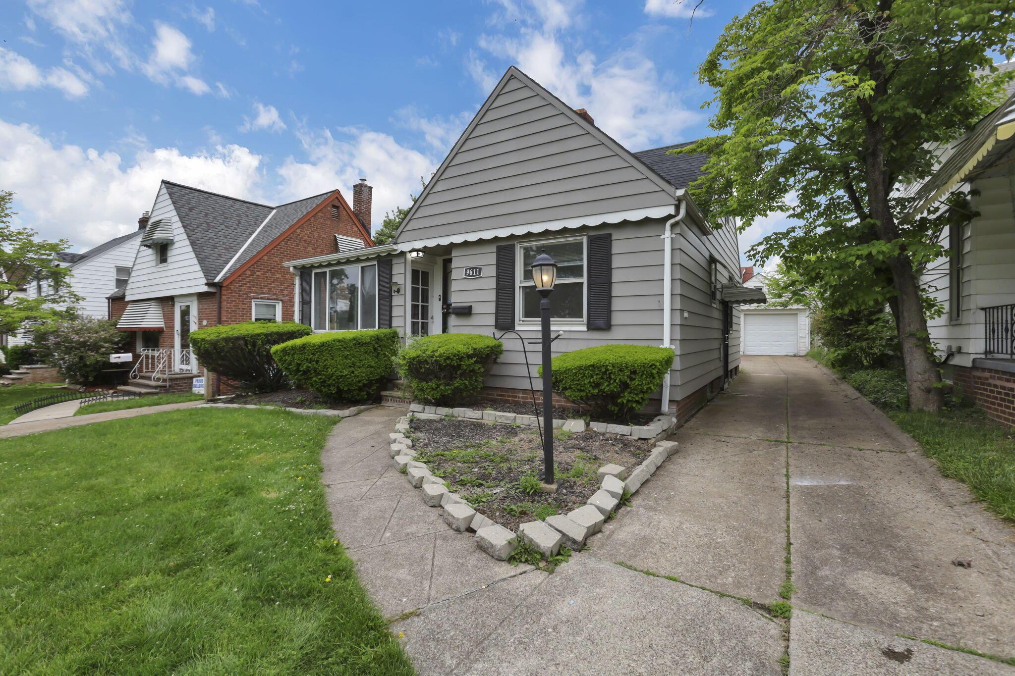 9611 Mccracken Road