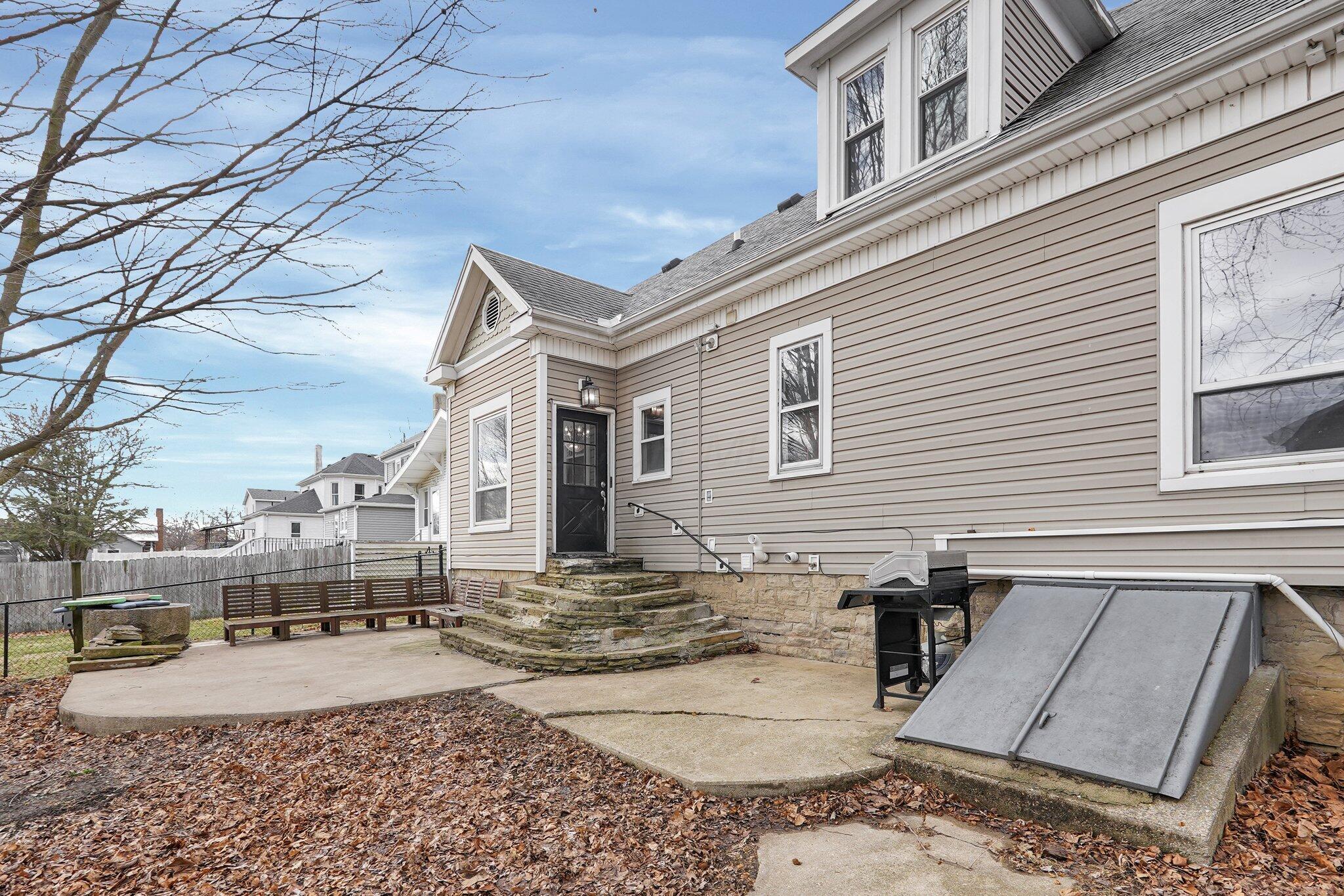 125 W Mound Street Property Photo 50