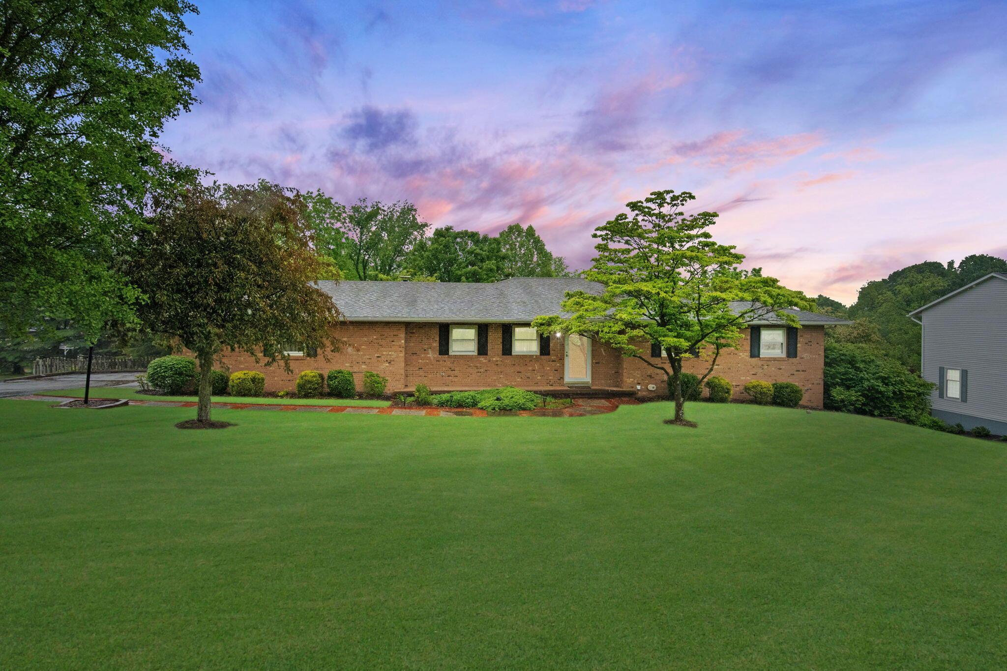 2580 Applewood Lane Ne Property Photo 1