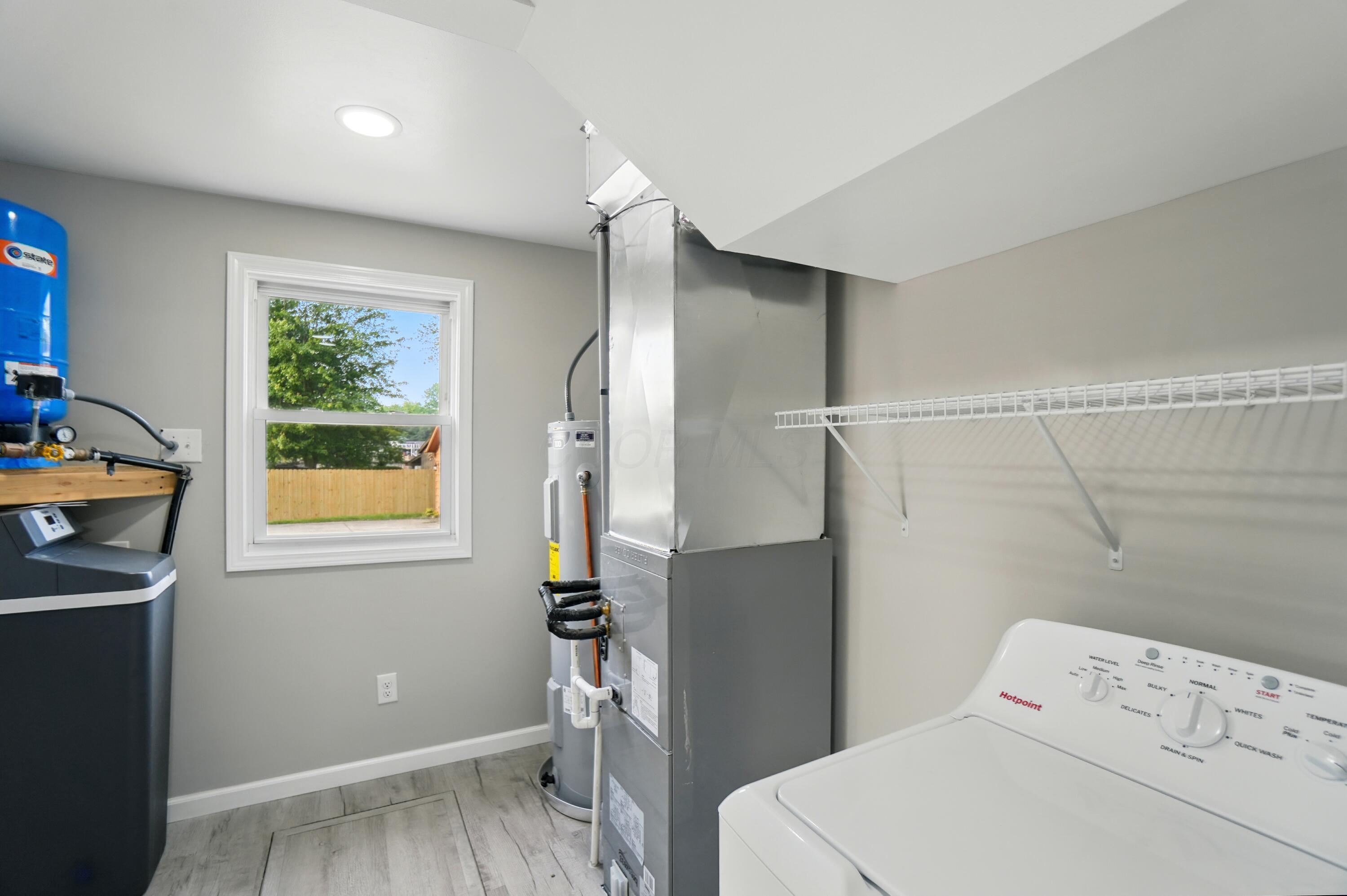 4881 Decker Avenue Ne Property Photo 15