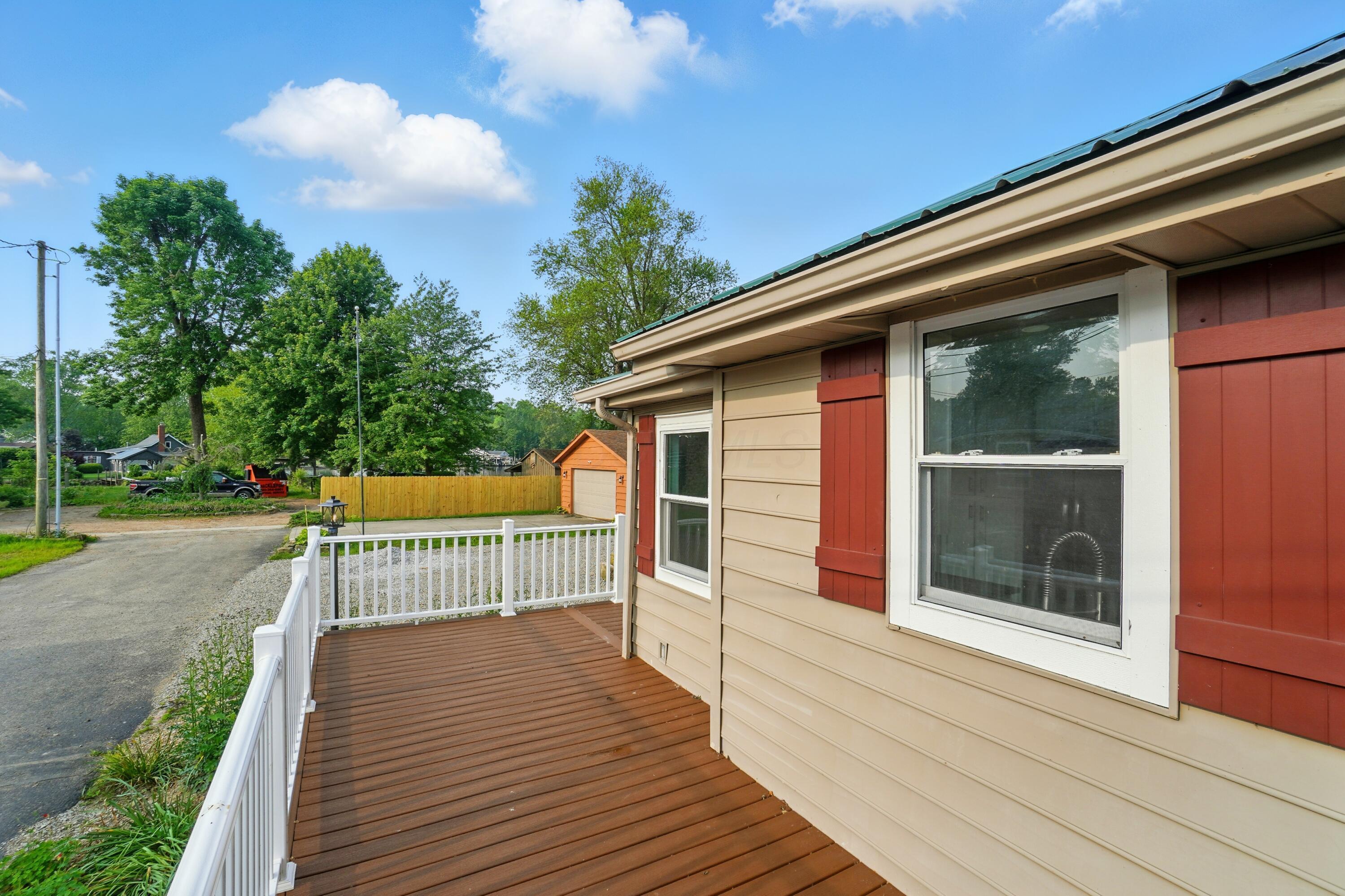 4881 Decker Avenue Ne Property Photo 20