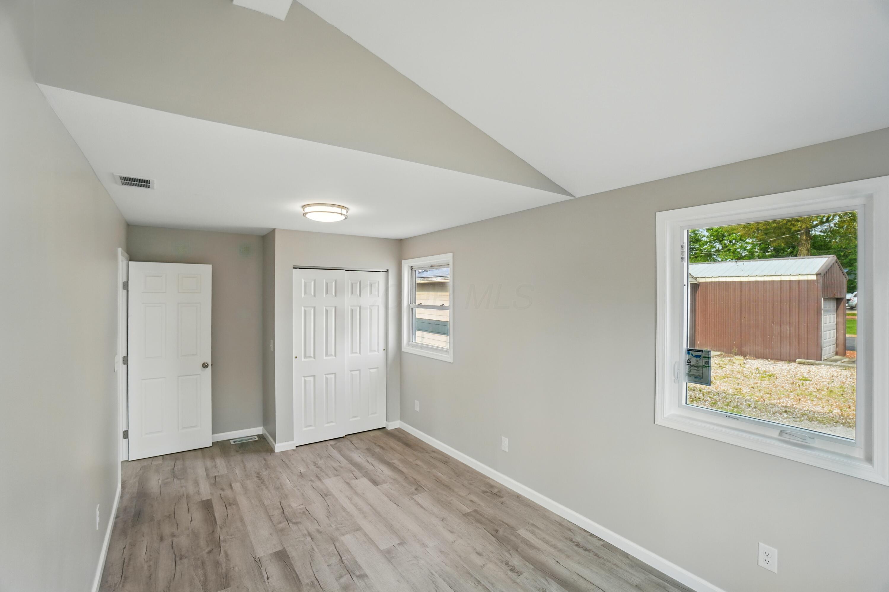 4881 Decker Avenue Ne Property Photo 22