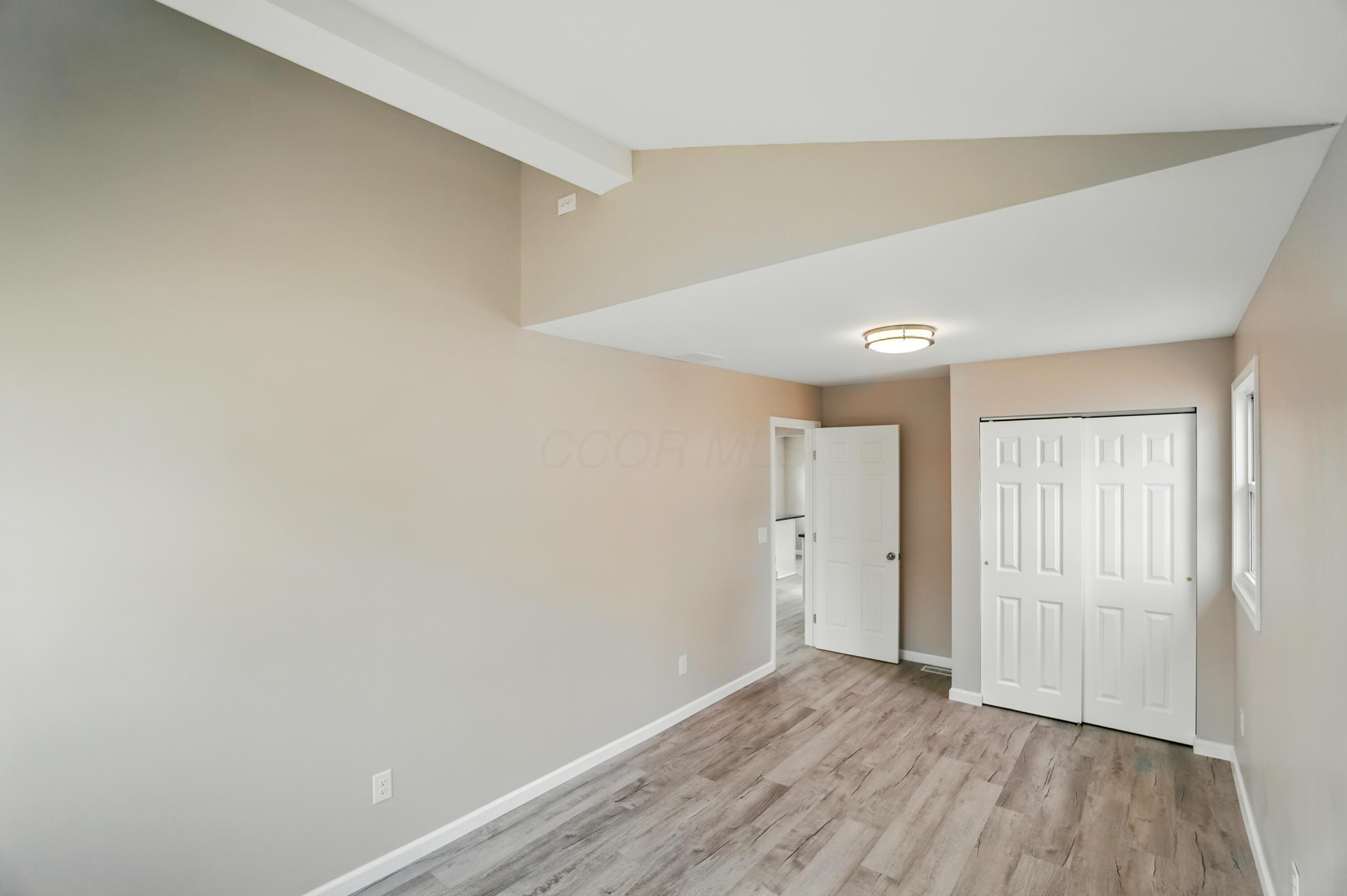 4881 Decker Avenue Ne Property Photo 23