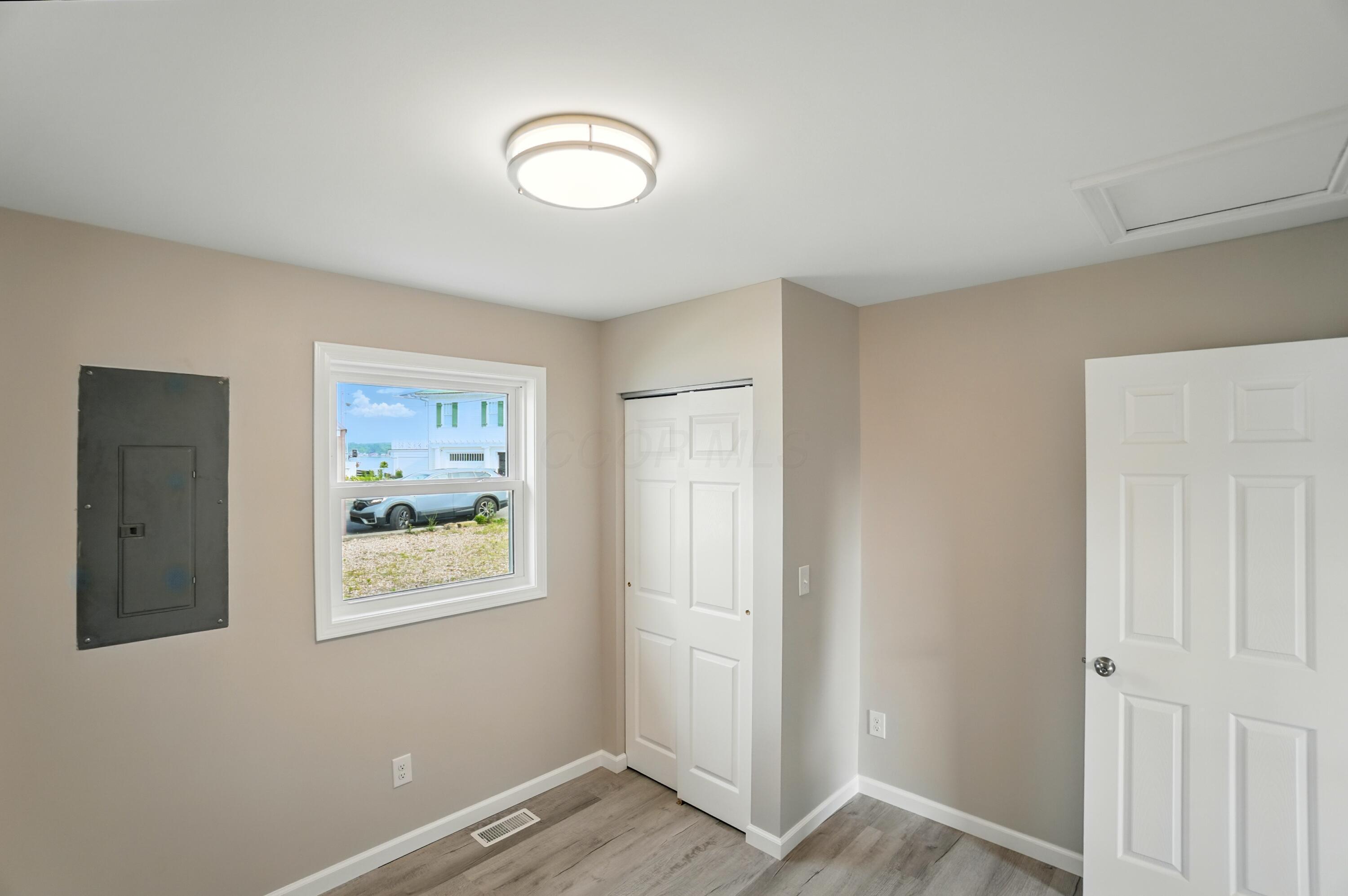 4881 Decker Avenue Ne Property Photo 28