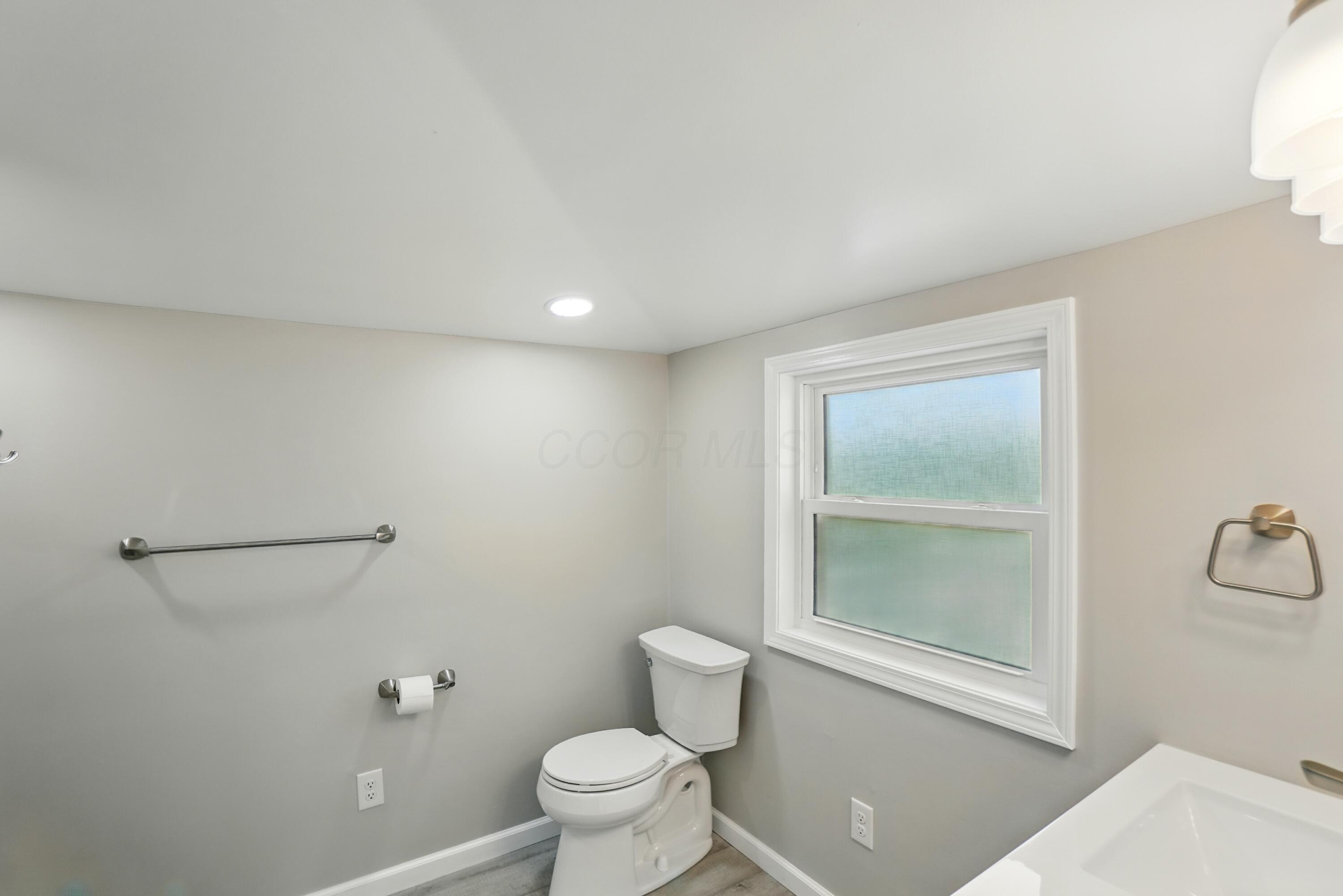 4881 Decker Avenue Ne Property Photo 29