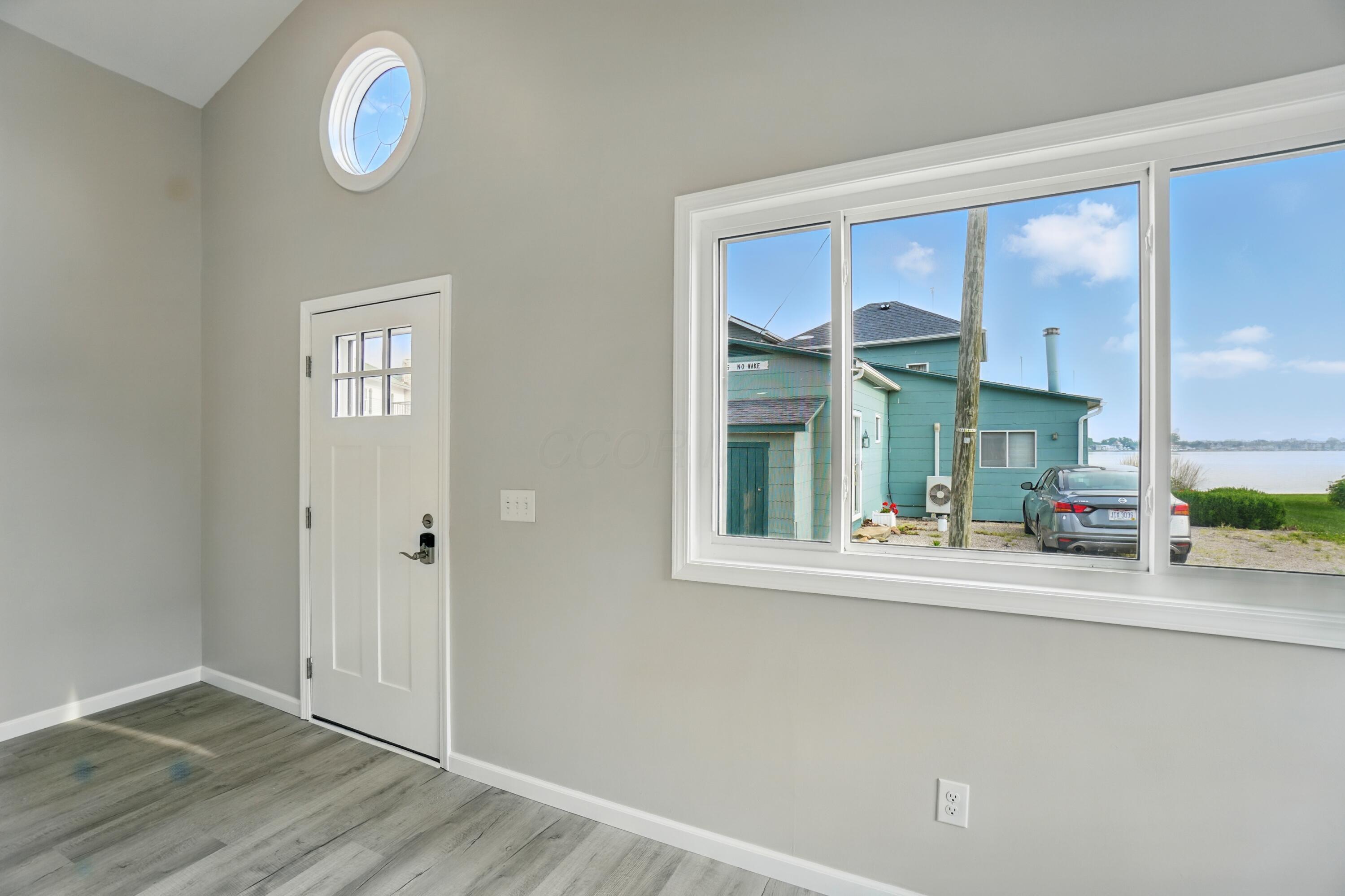 4881 Decker Avenue Ne Property Photo 31