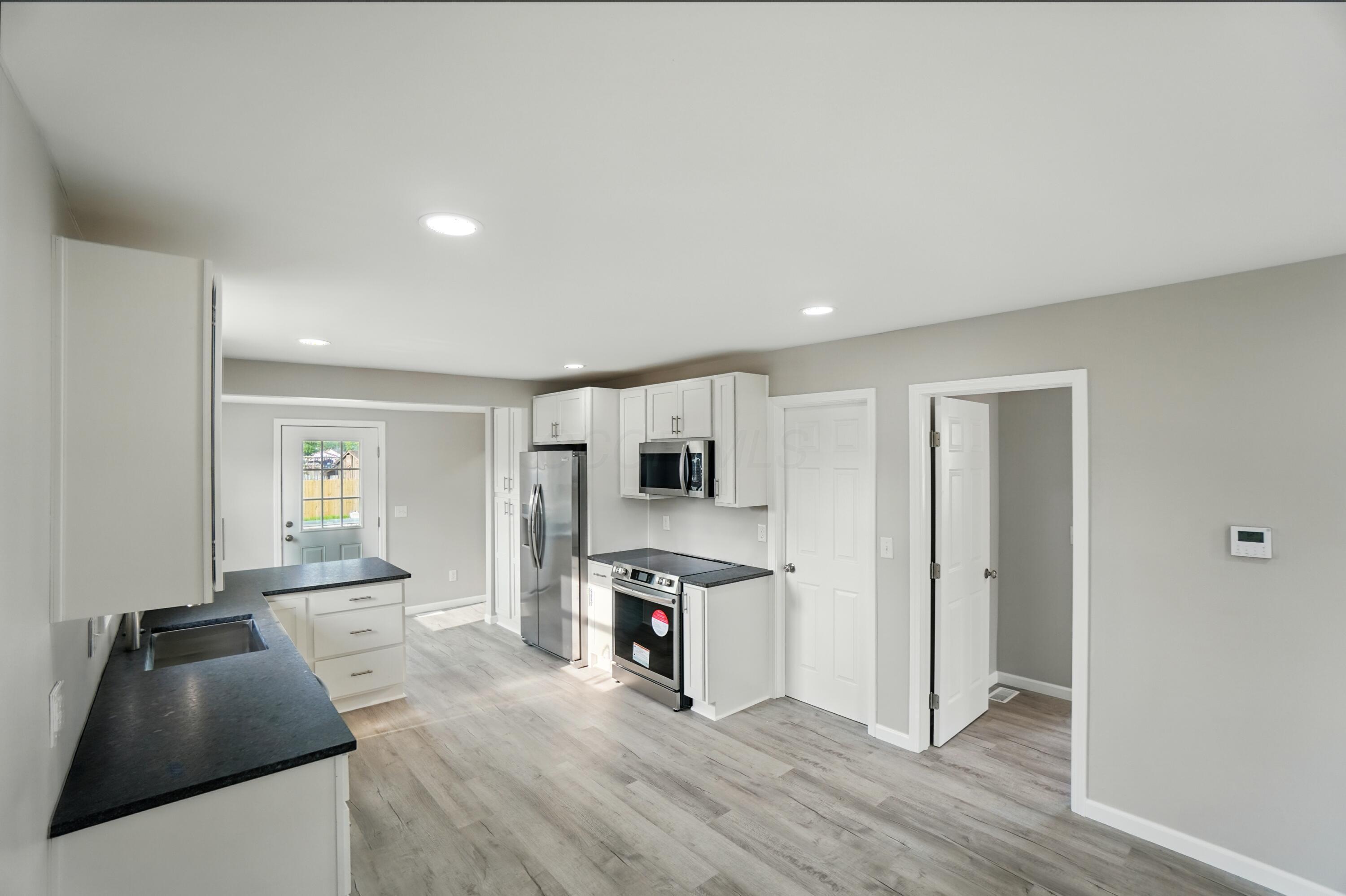 4881 Decker Avenue Ne Property Photo 35