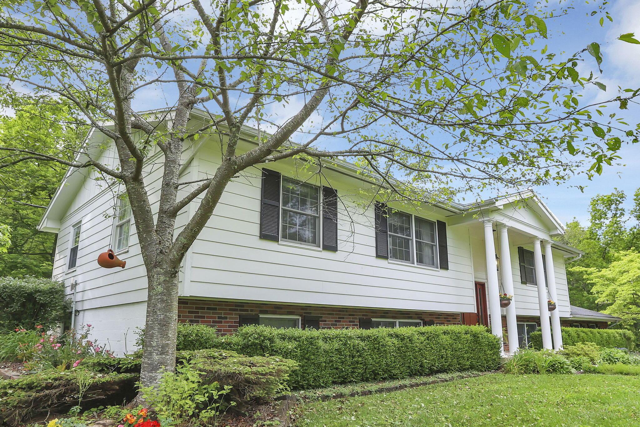 4363 Baker Road Property Photo 6