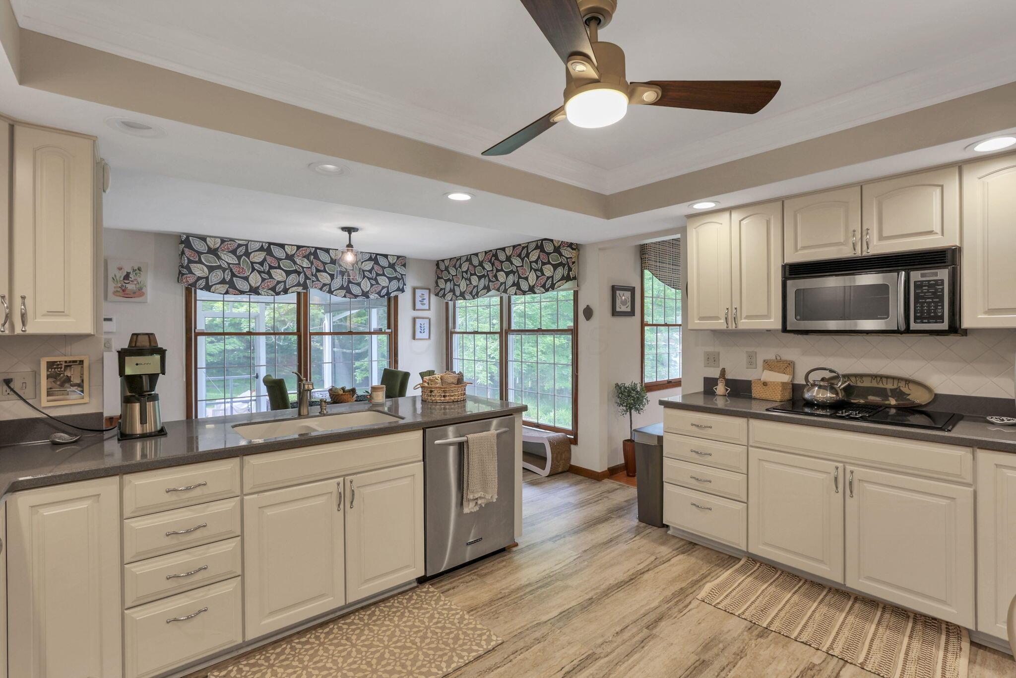 4363 Baker Road Property Photo 14