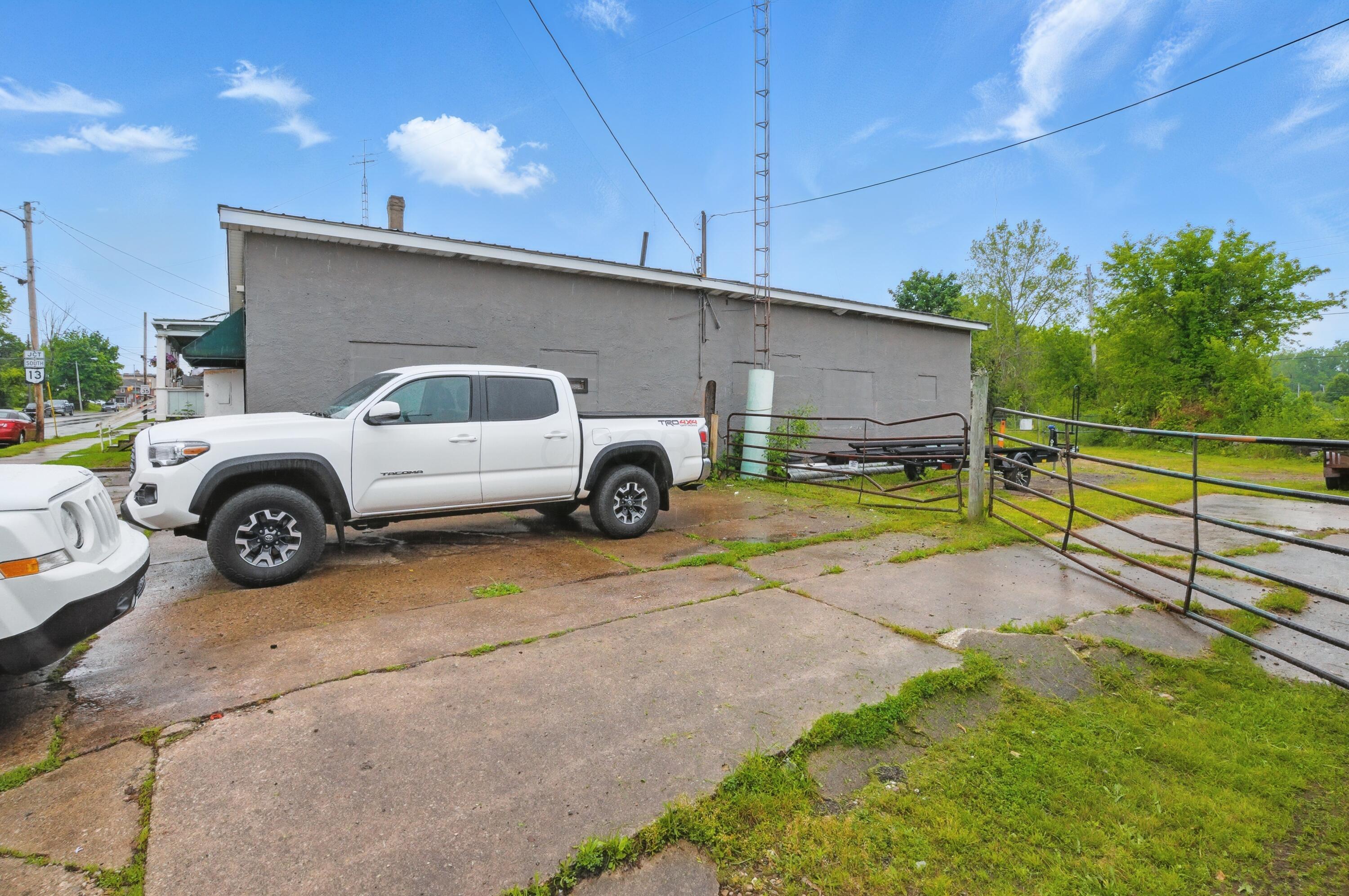 229 N Mulberry Street Property Photo 13
