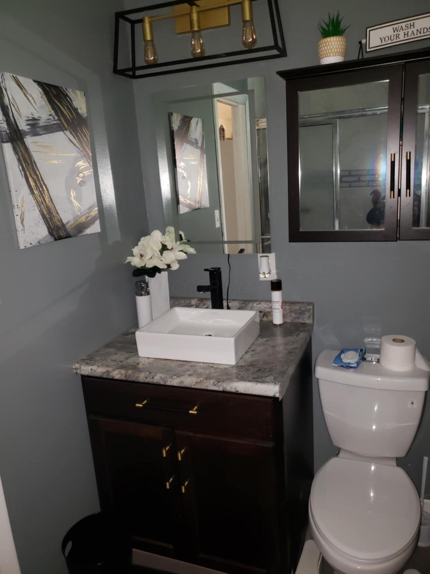5060 Brinwood Place Property Photo 6