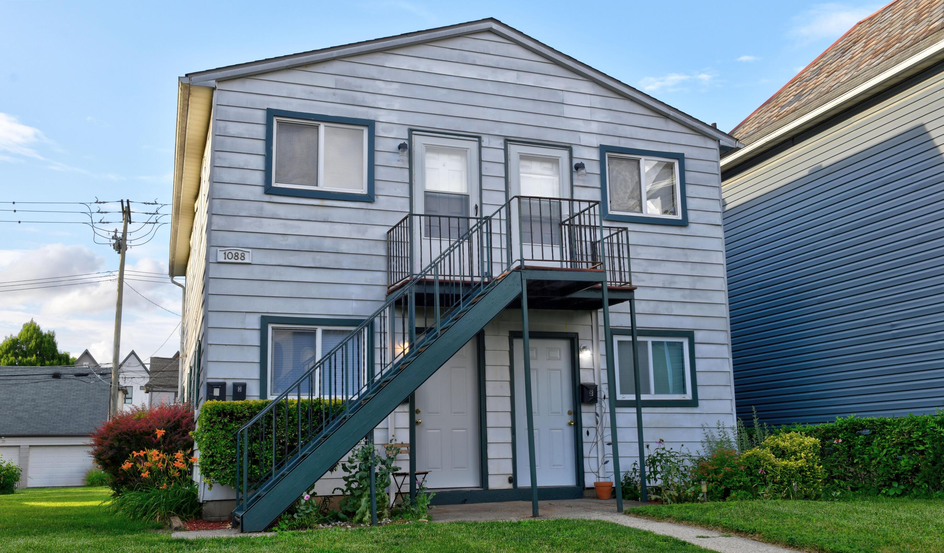 1088 Franklin Avenue Property Photo 1