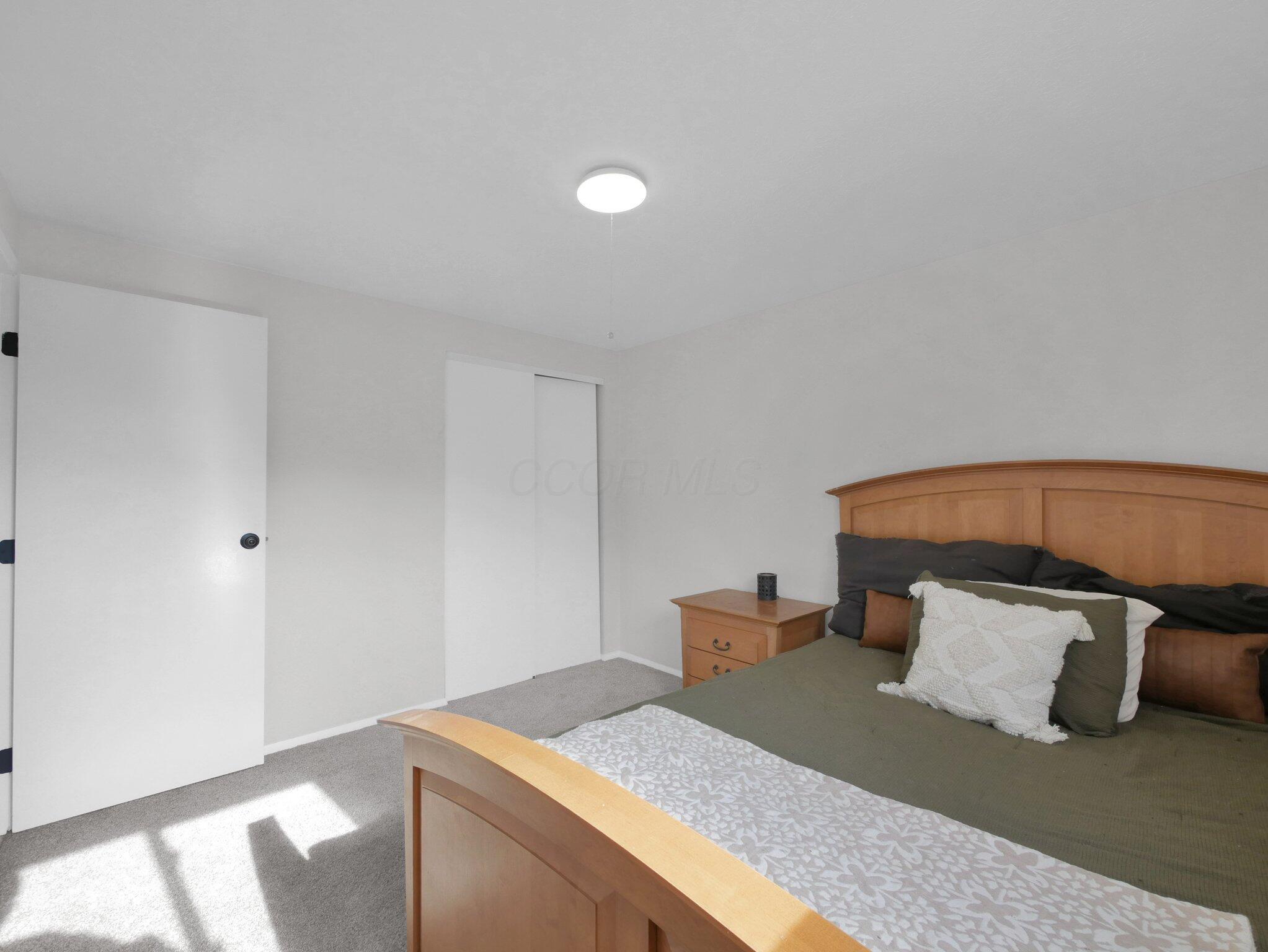 4702 Edinburgh Lane Property Photo 11