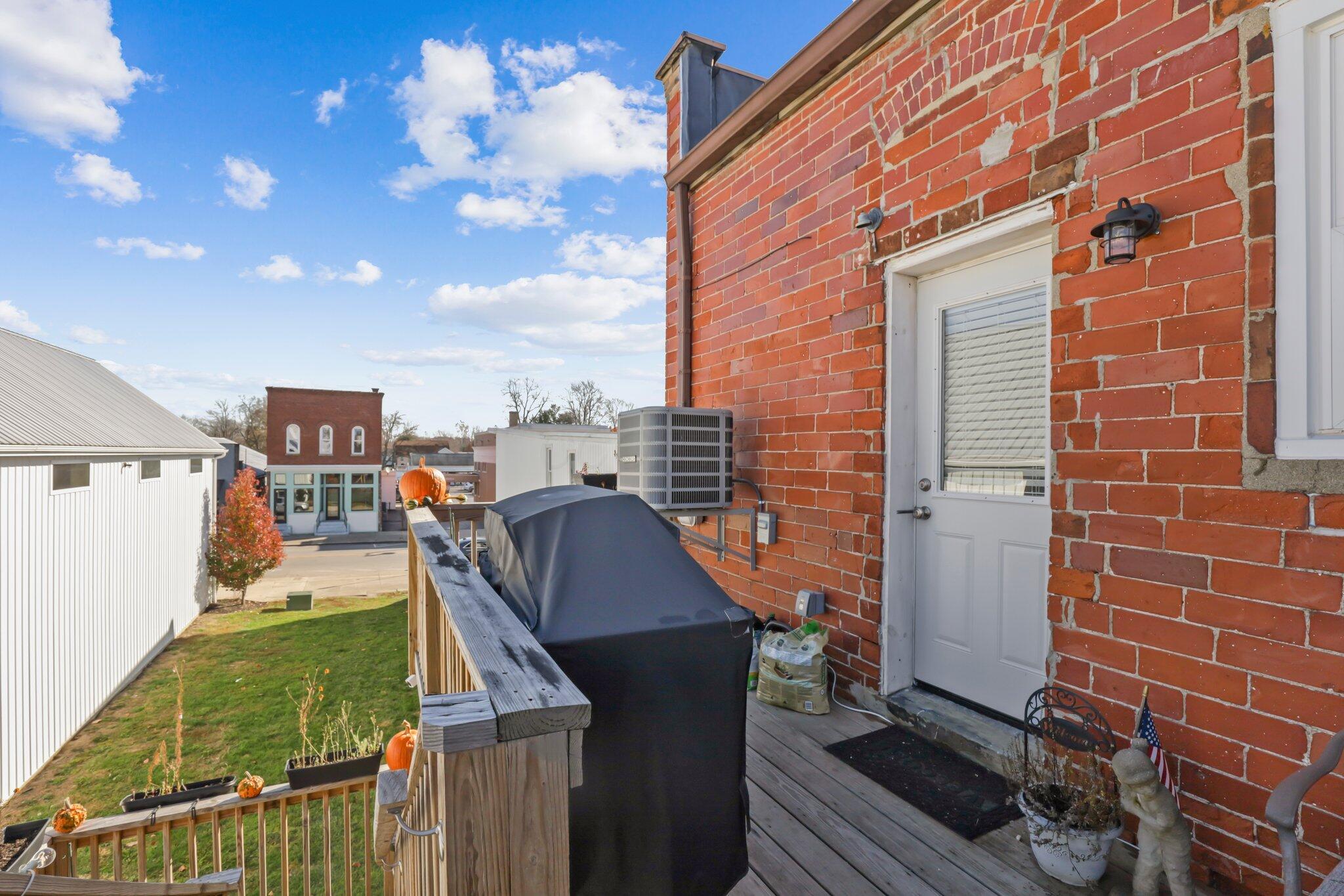 14-20 W Depot Street, 14 Property Photo 6