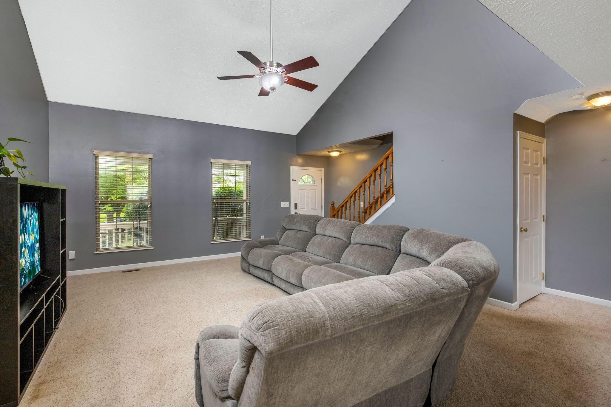 652 Thatch Street Property Photo 6