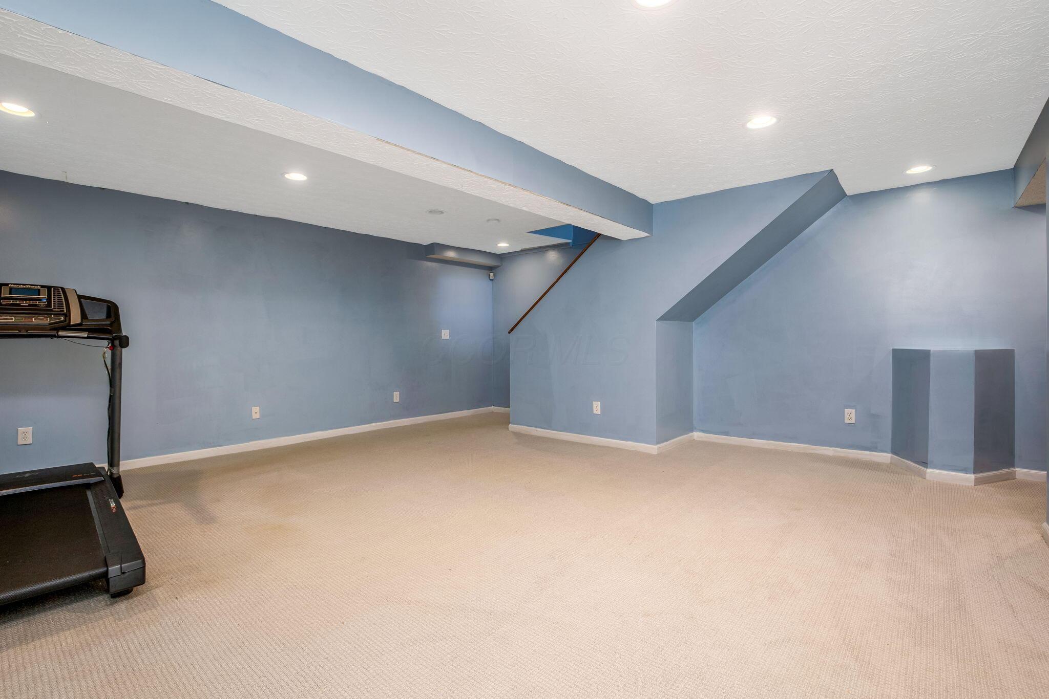 652 Thatch Street Property Photo 28