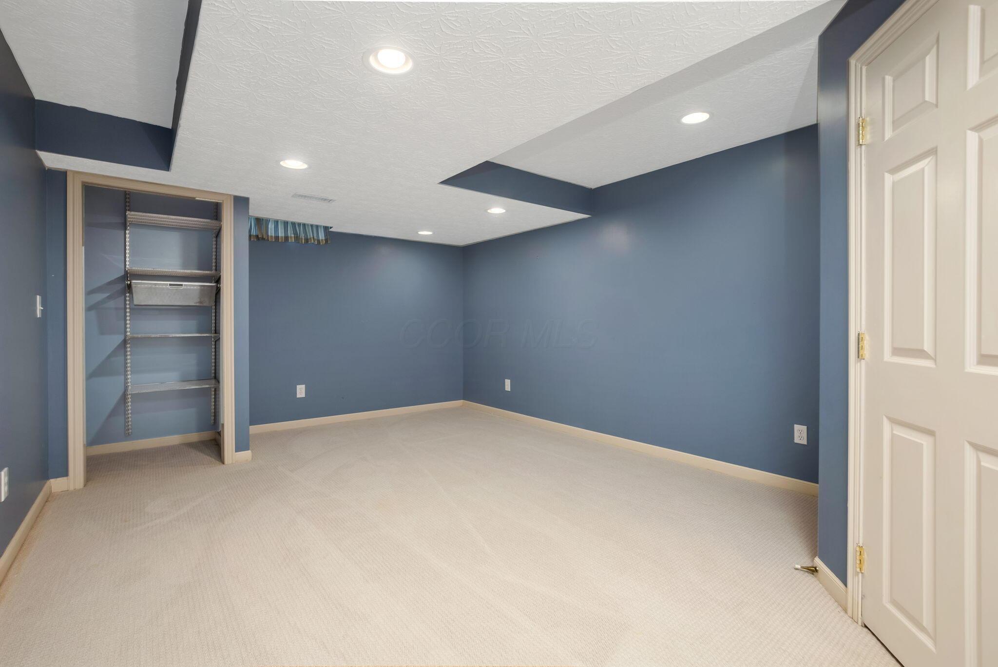 652 Thatch Street Property Photo 30