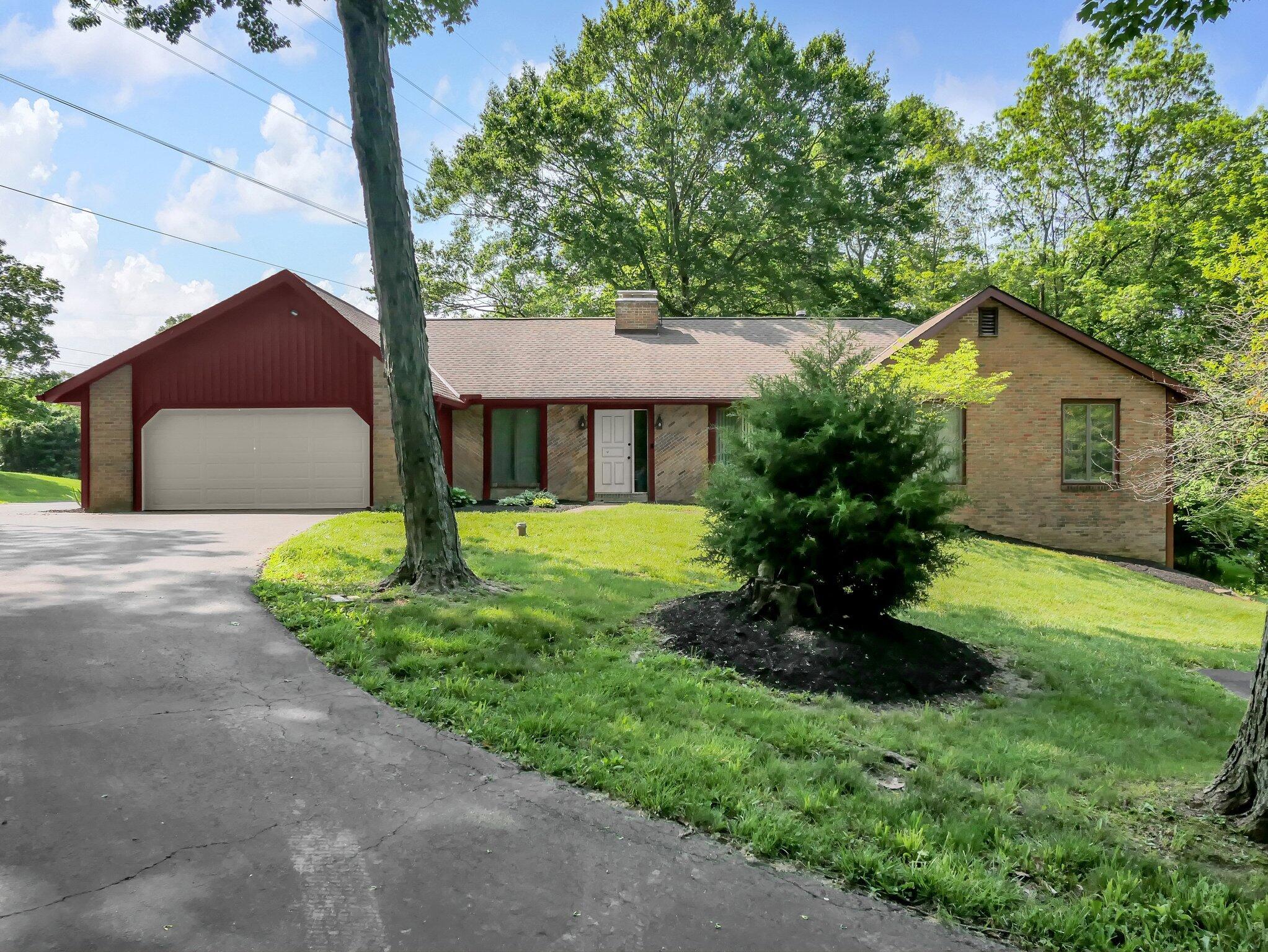 8587 Blacks Road Property Photo 1