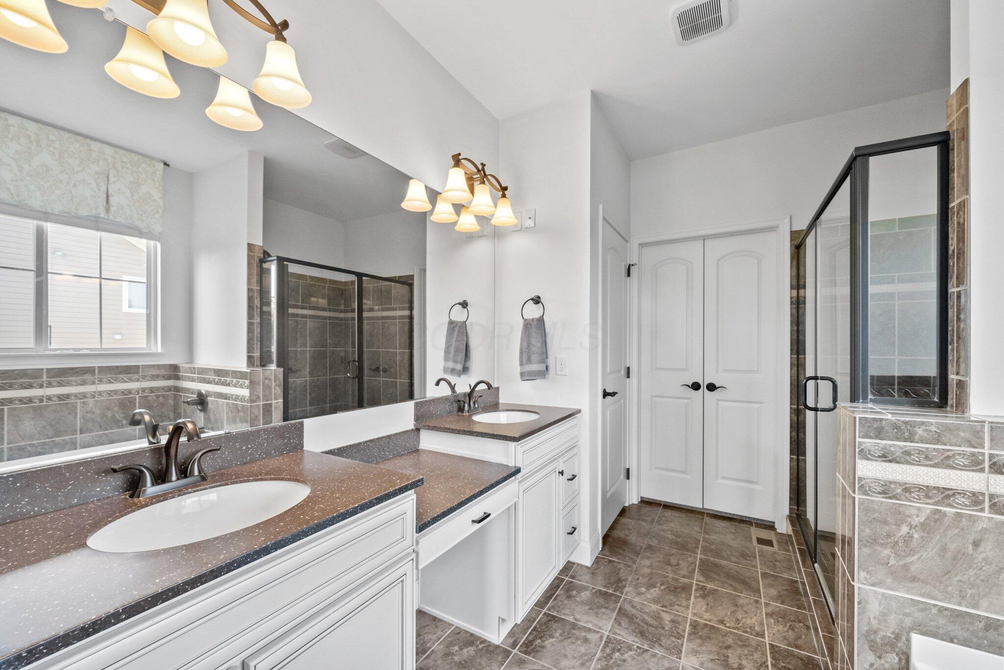 5781 Glendavon Loop Property Photo 31