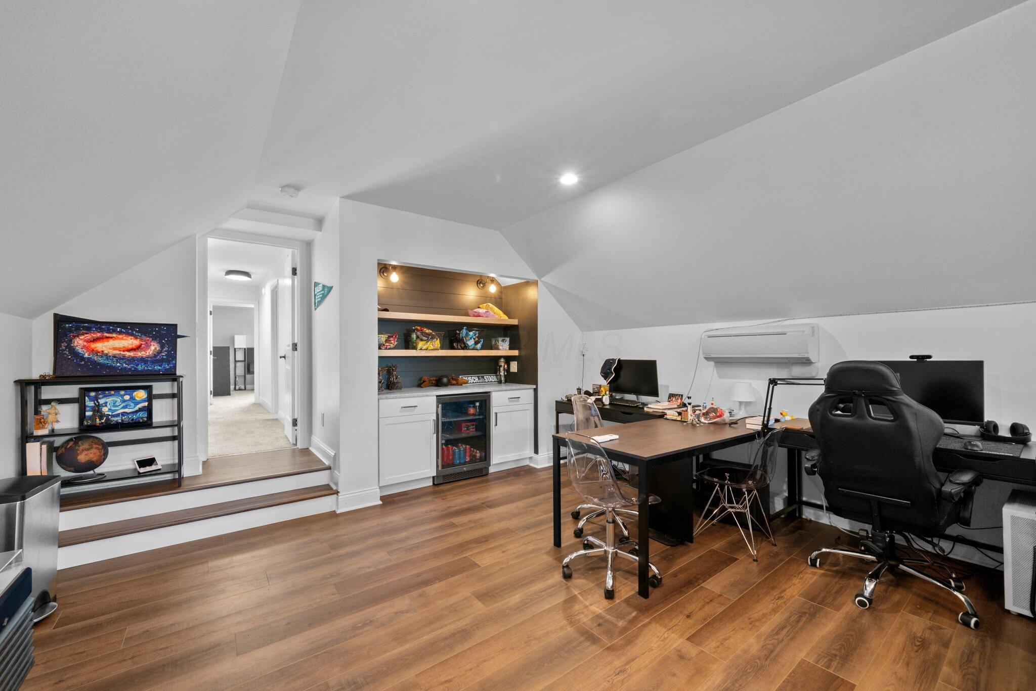5781 Glendavon Loop Property Photo 42