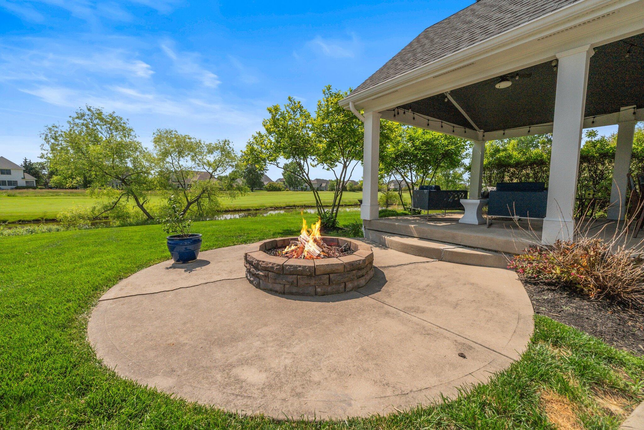 5781 Glendavon Loop Property Photo 64