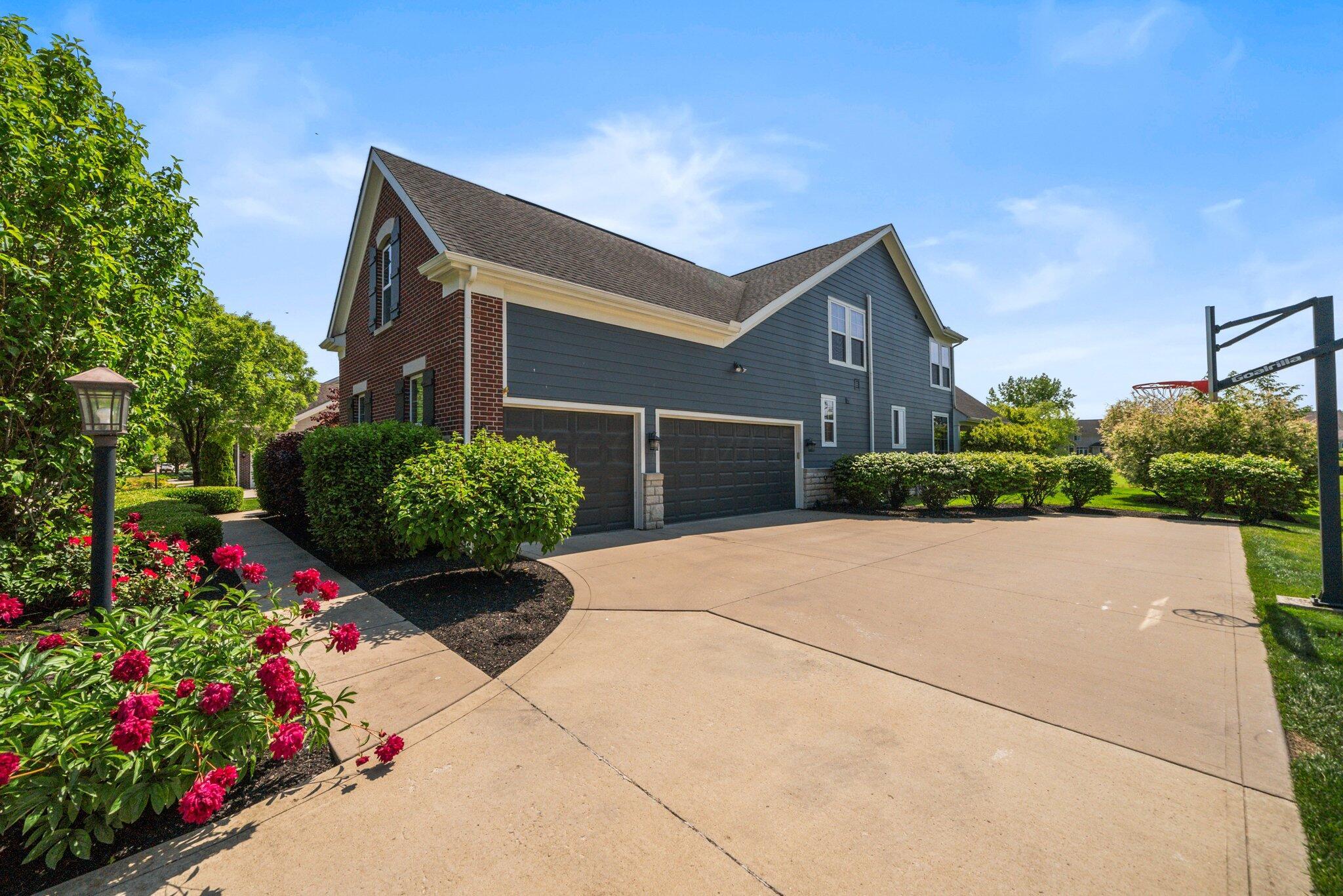 5781 Glendavon Loop Property Photo 73