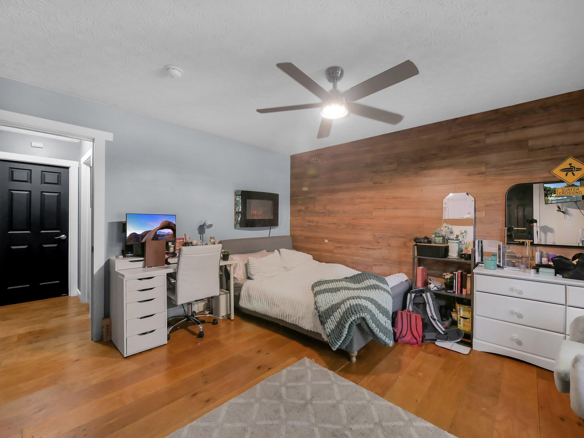 3027 Landen Farm Road W Property Photo 17