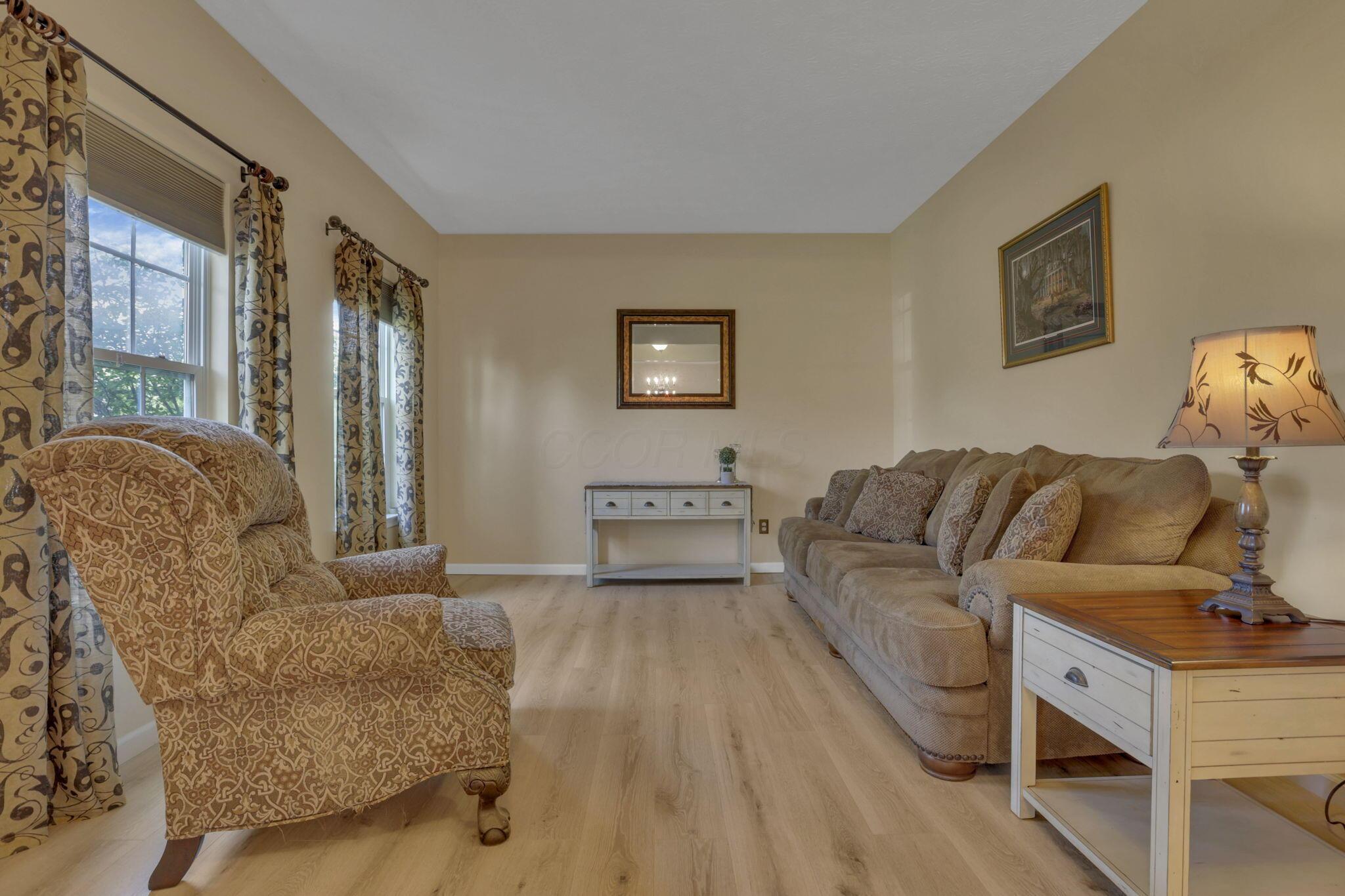135 Tassel View Street Property Photo 8