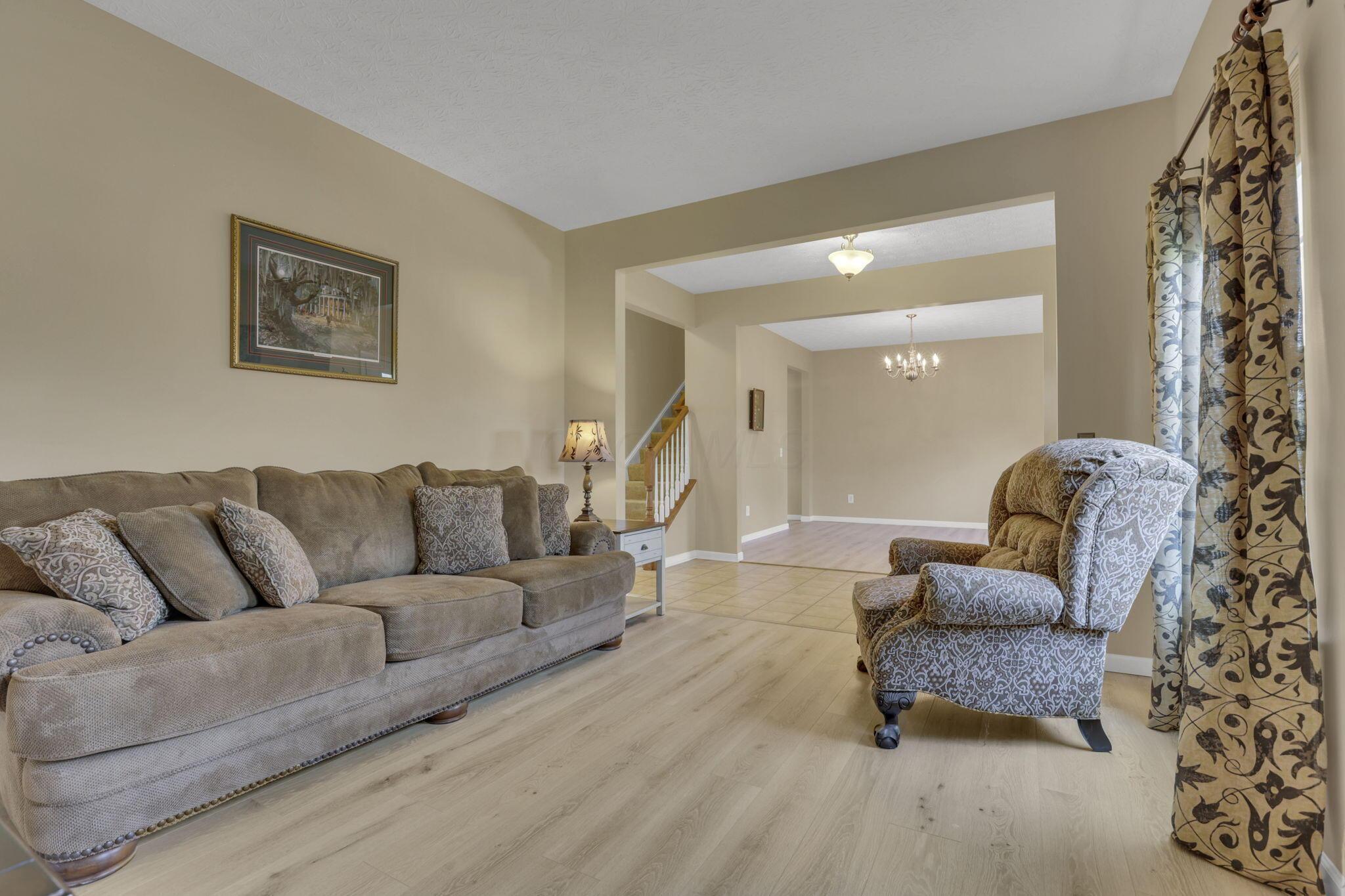 135 Tassel View Street Property Photo 9