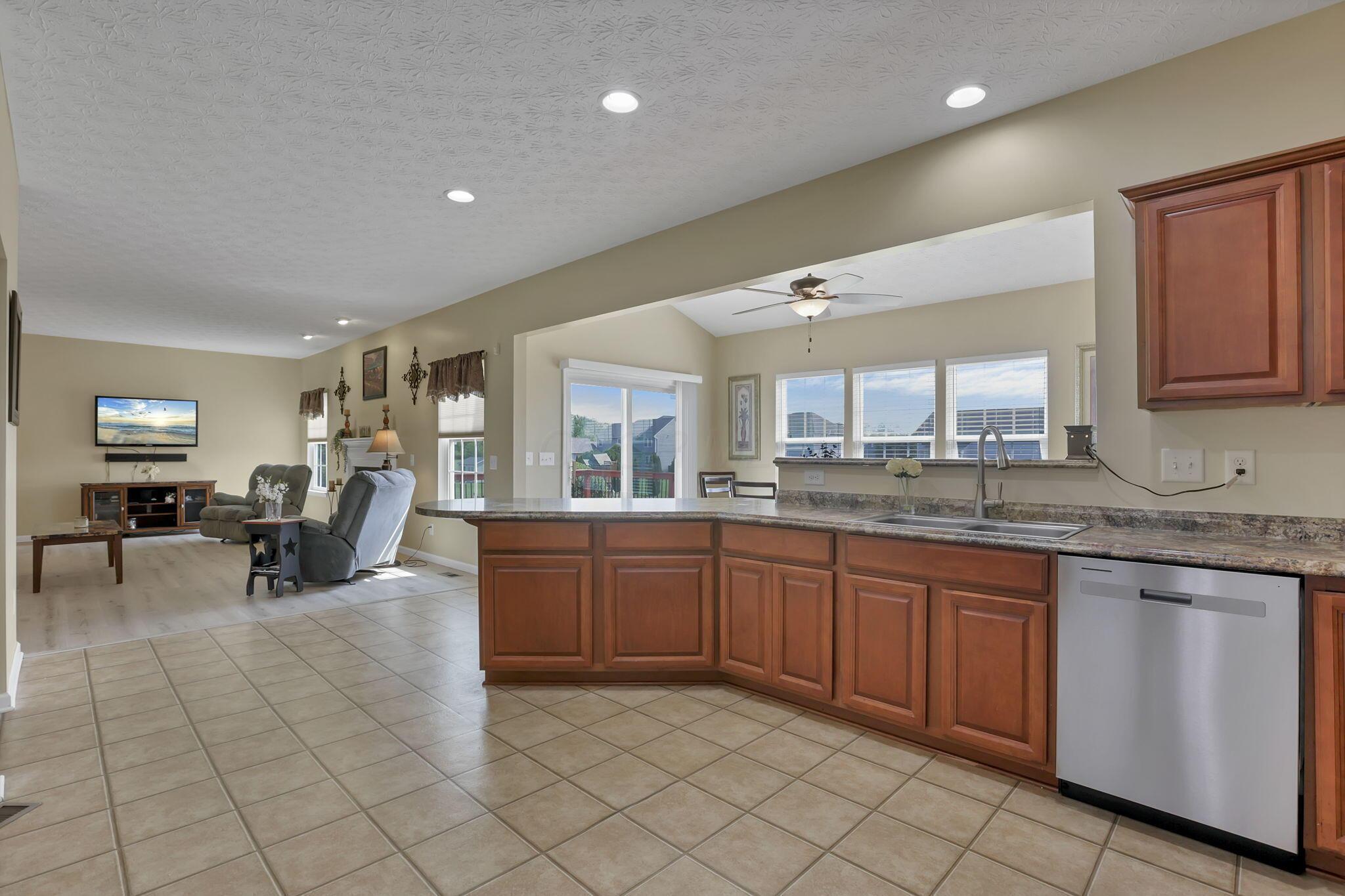 135 Tassel View Street Property Photo 23