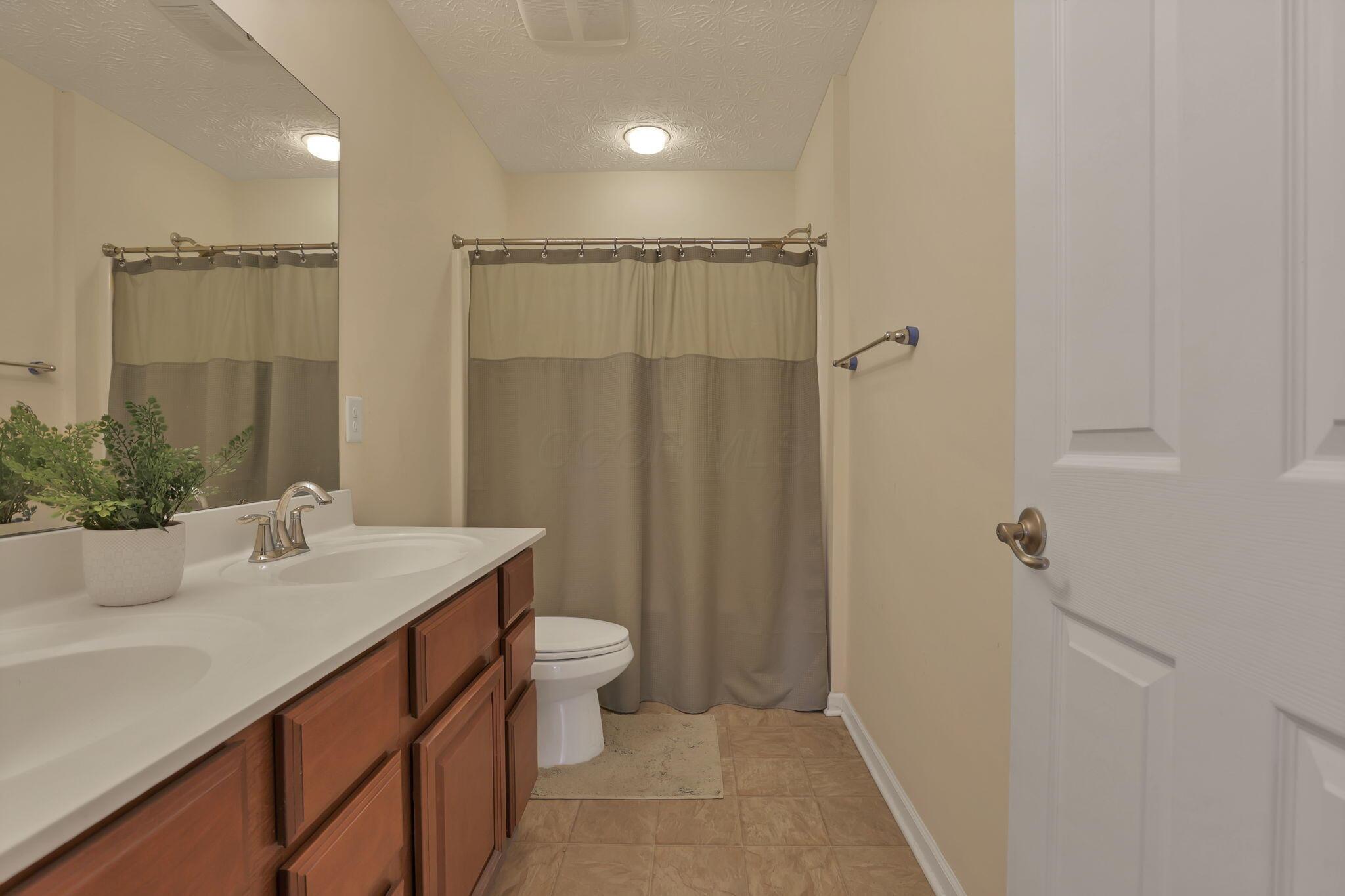 135 Tassel View Street Property Photo 39