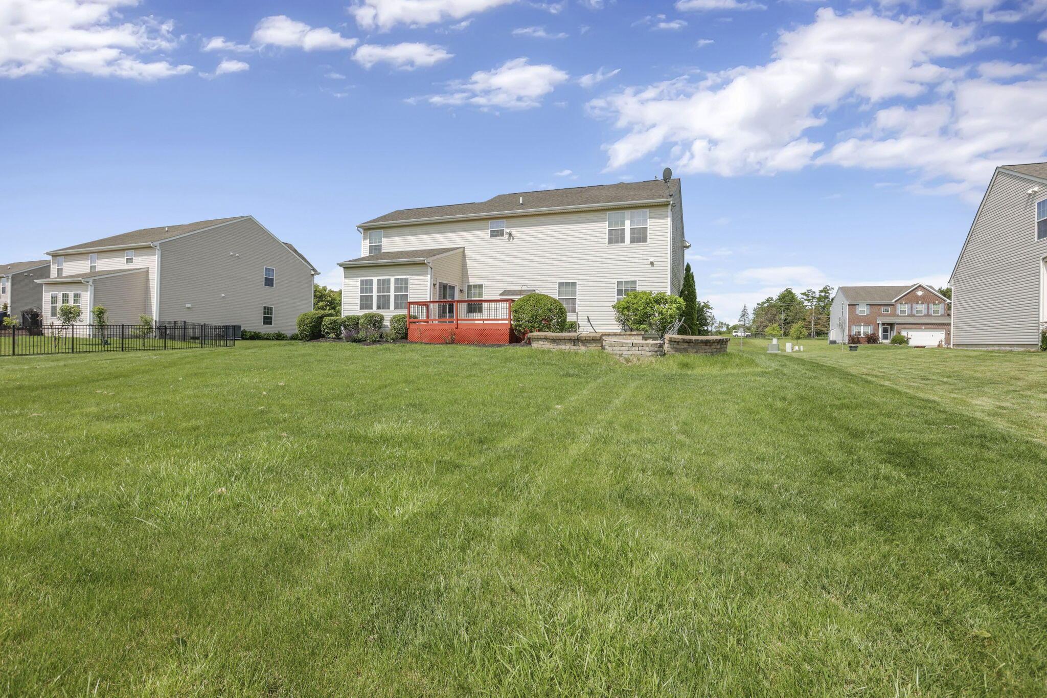 135 Tassel View Street Property Photo 57