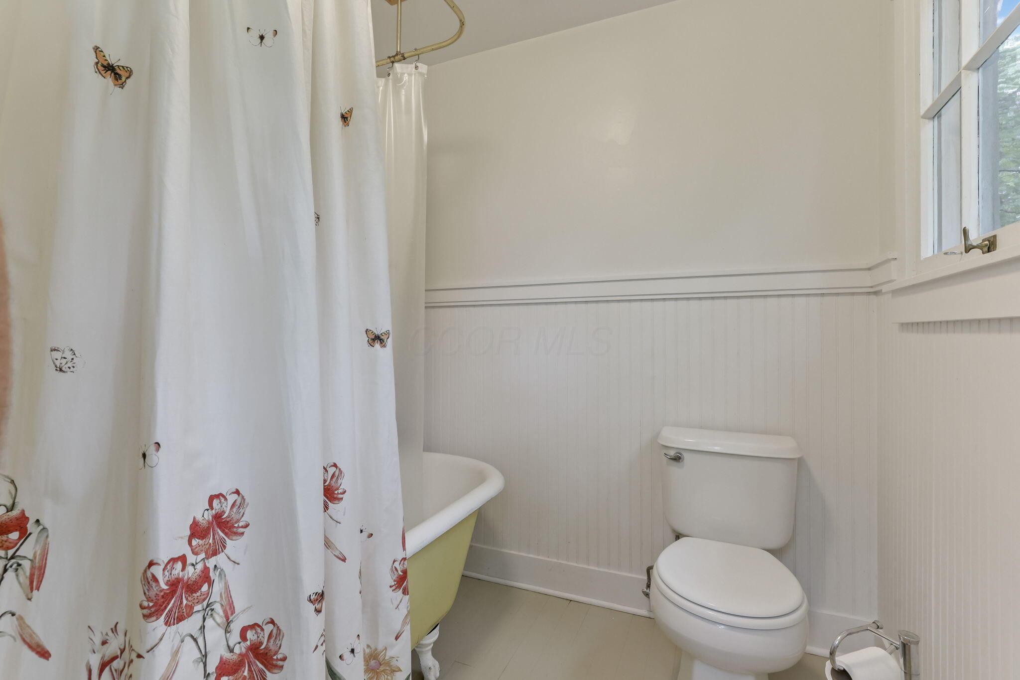 338 1/2 16th Street Property Photo 17