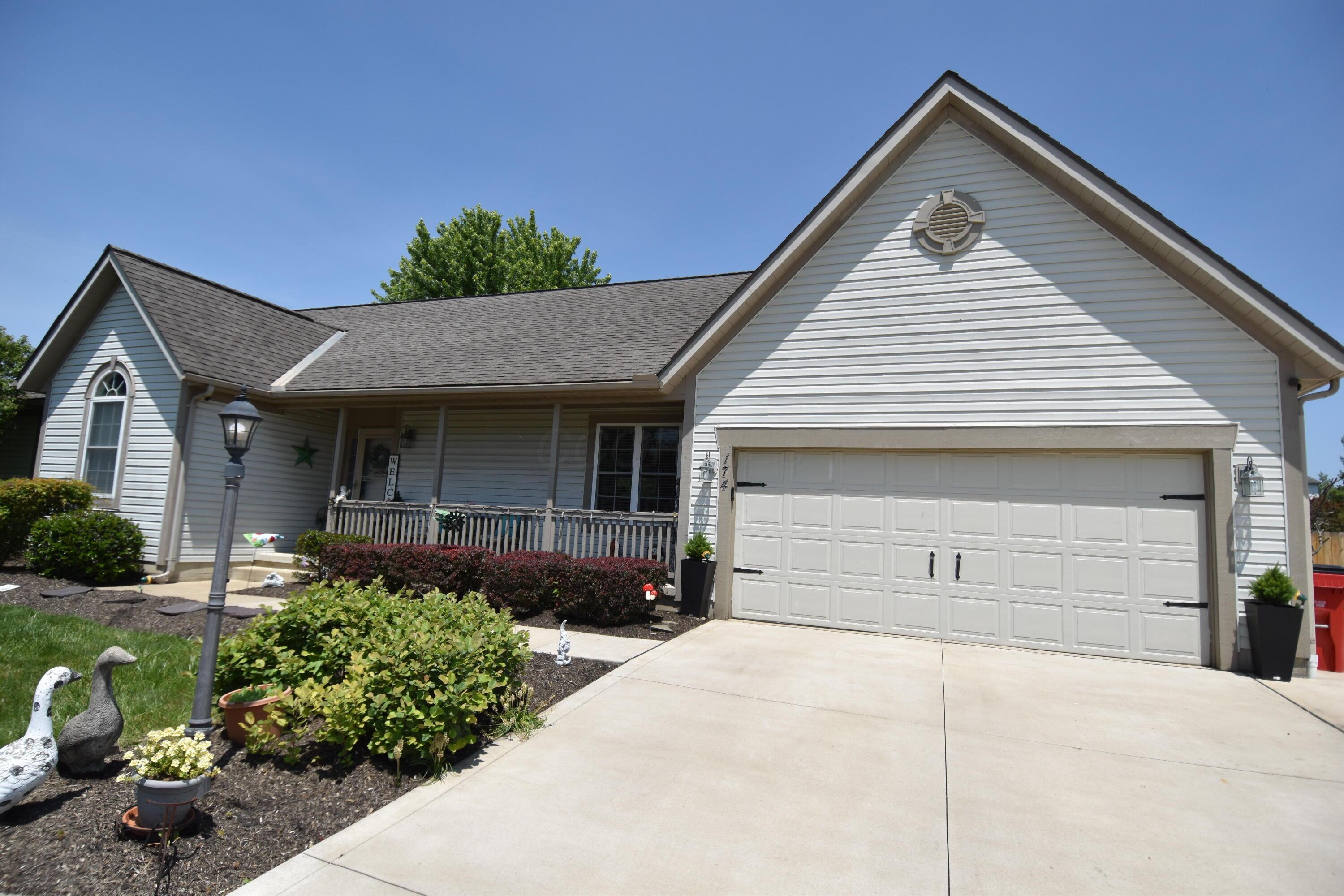 174 Applewood Drive Property Photo 1