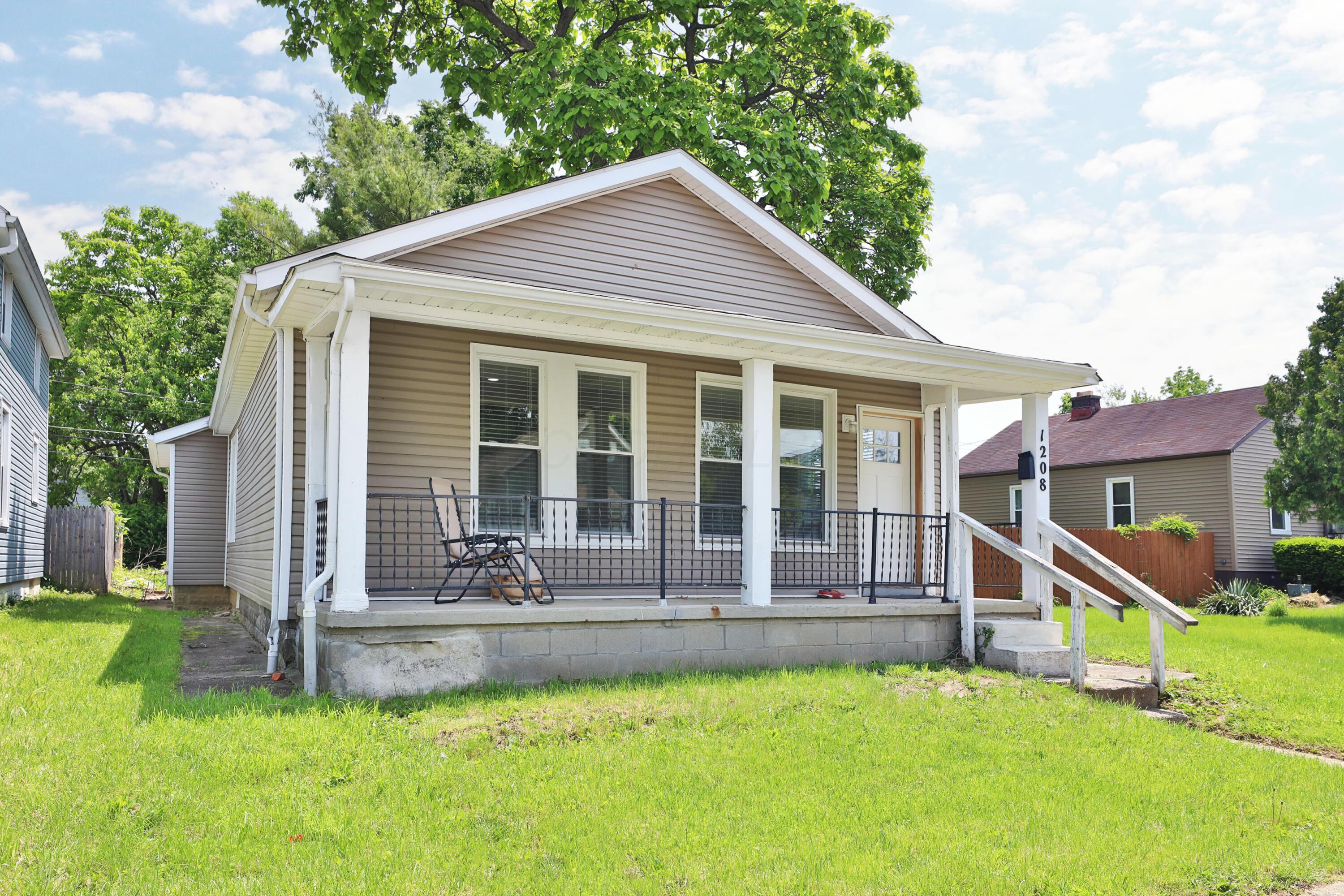 1208 Seymour Avenue Property Photo 1