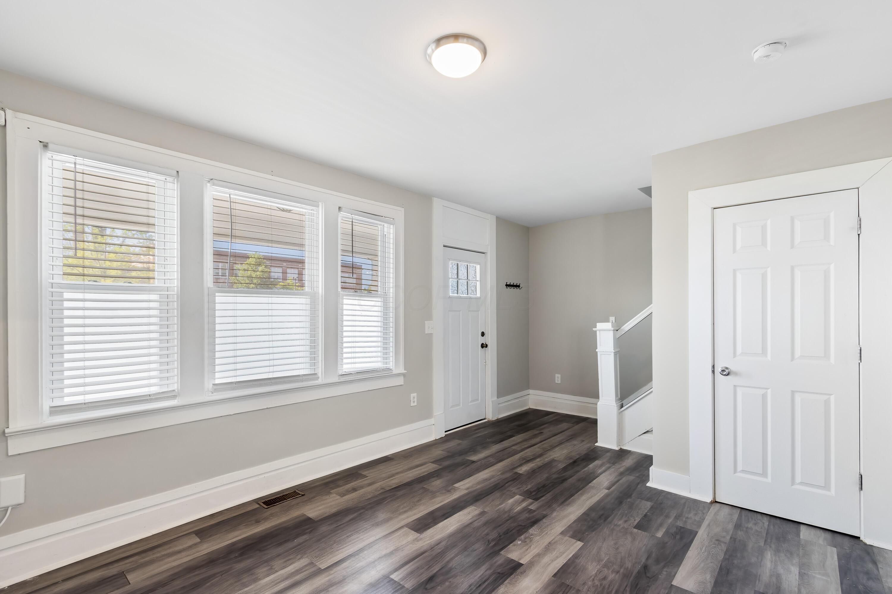 638 Stewart Avenue Property Photo 8