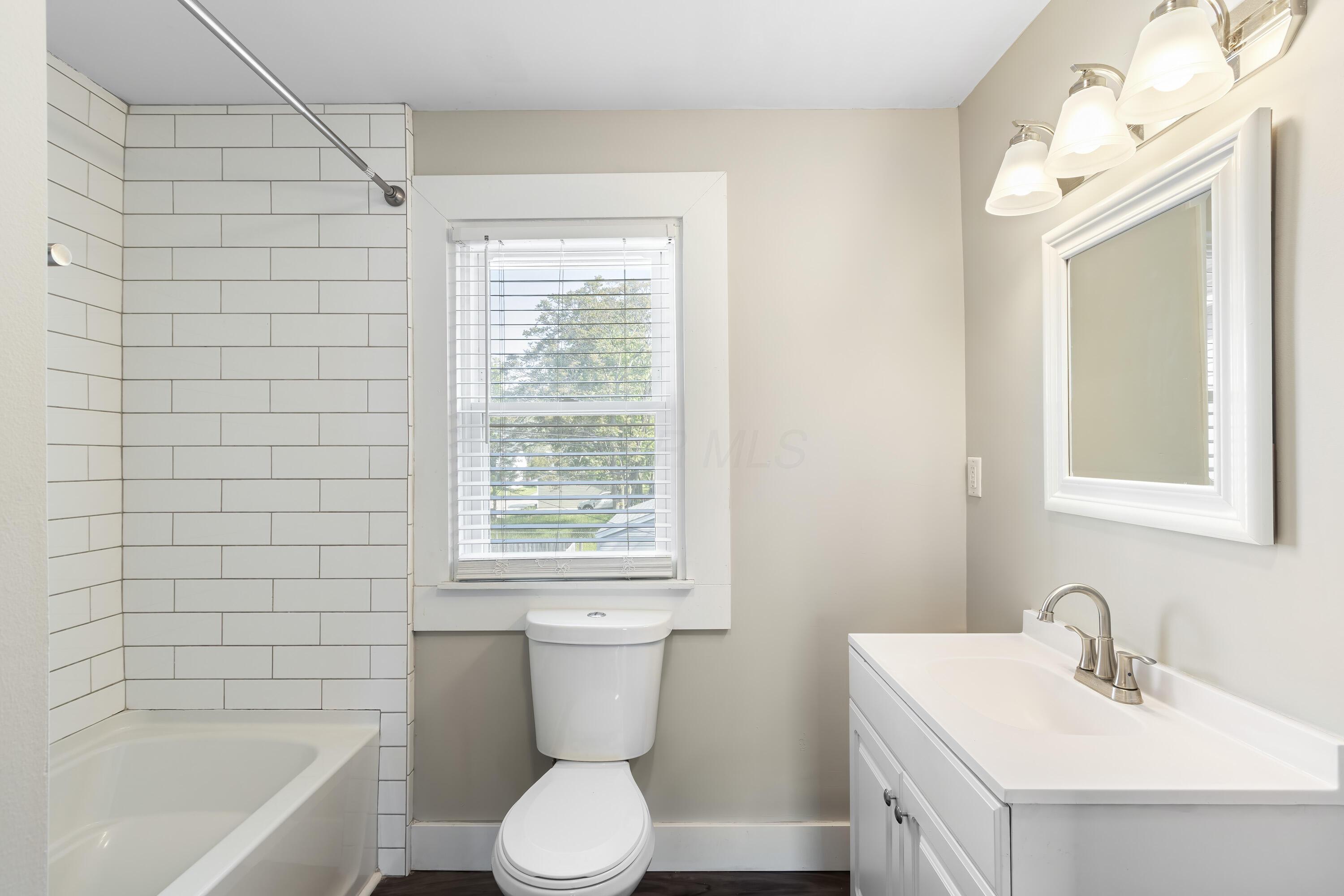638 Stewart Avenue Property Photo 19