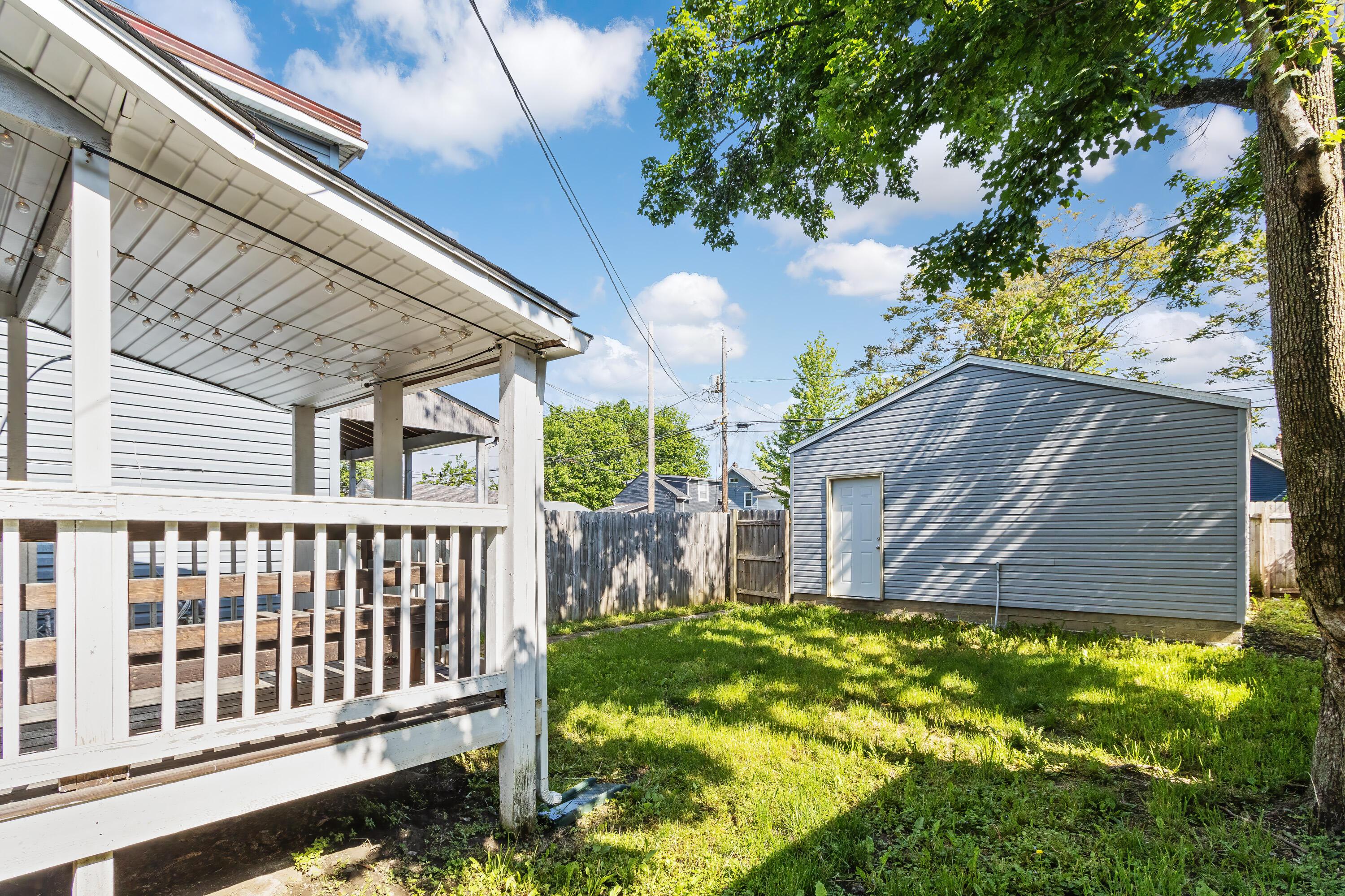 638 Stewart Avenue Property Photo 25