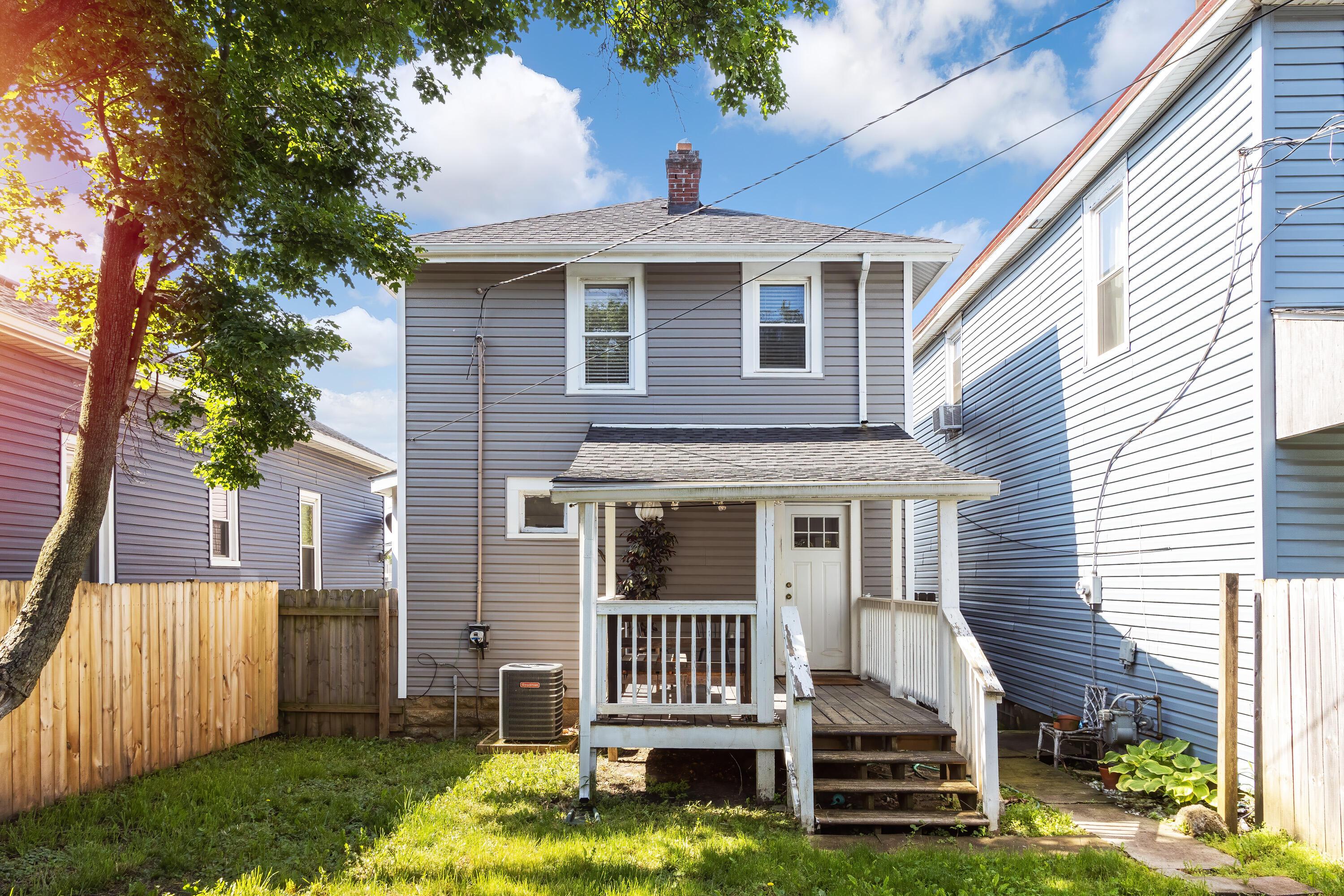 638 Stewart Avenue Property Photo 27