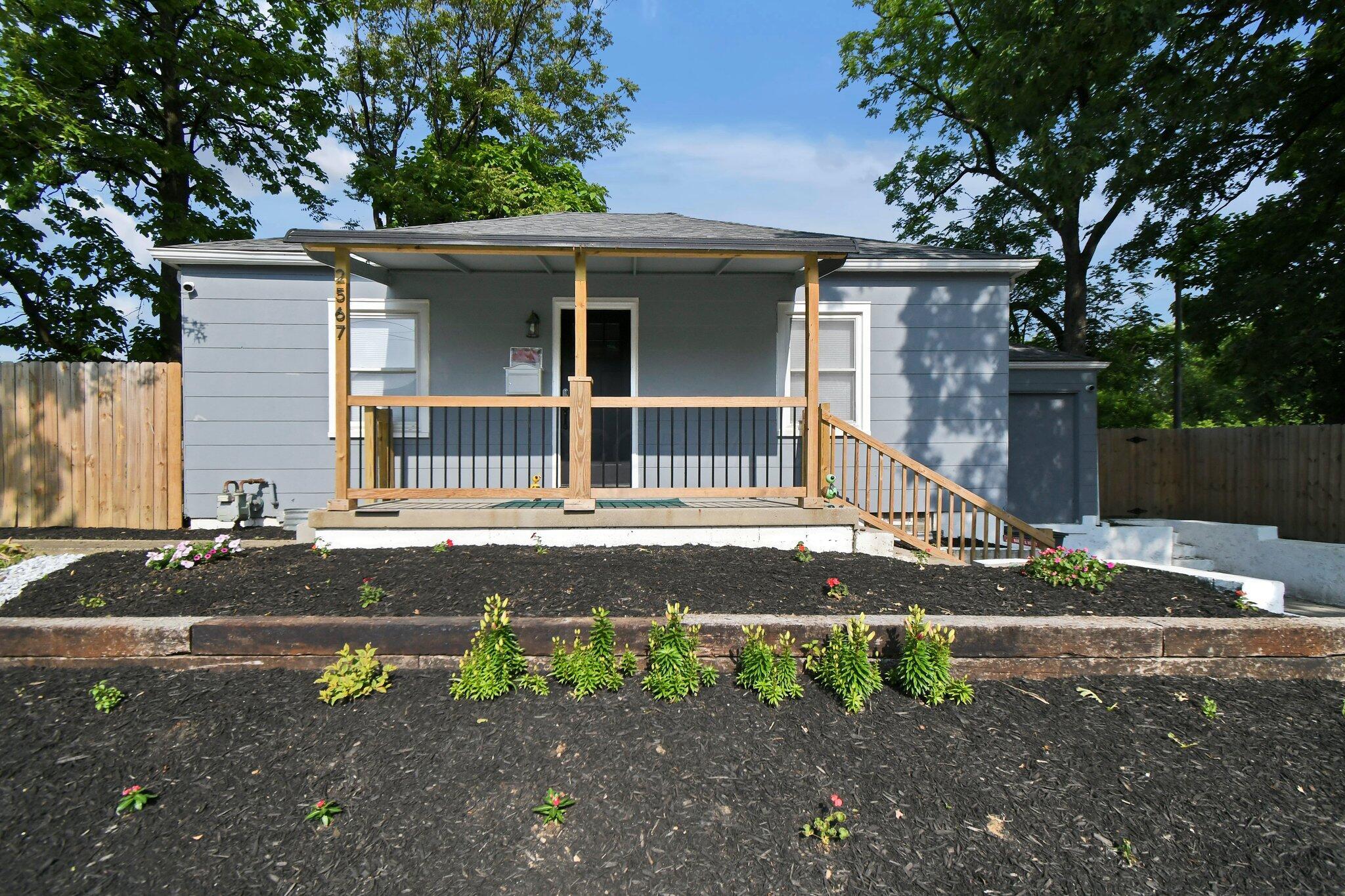 2567 Joyce Avenue Property Photo 1