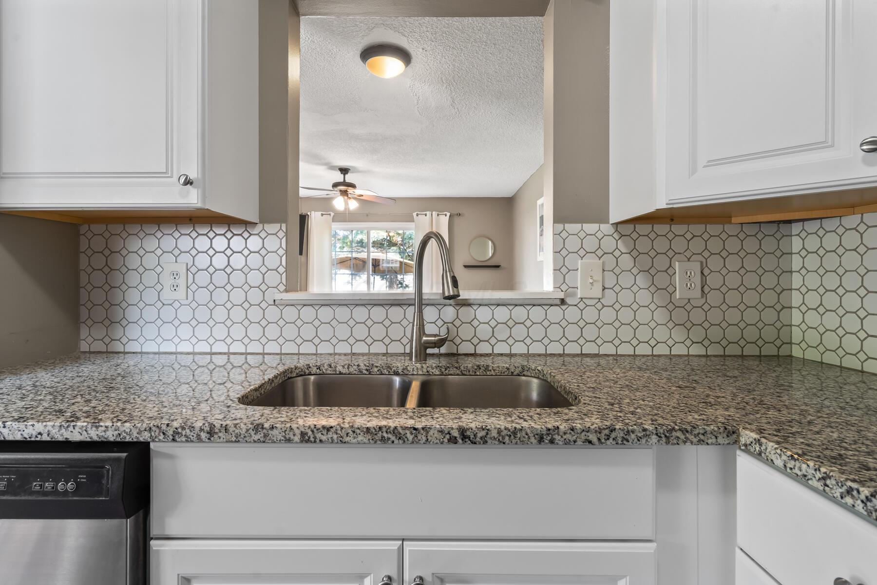 1752 Ridgebury Drive, 138a Property Photo 13