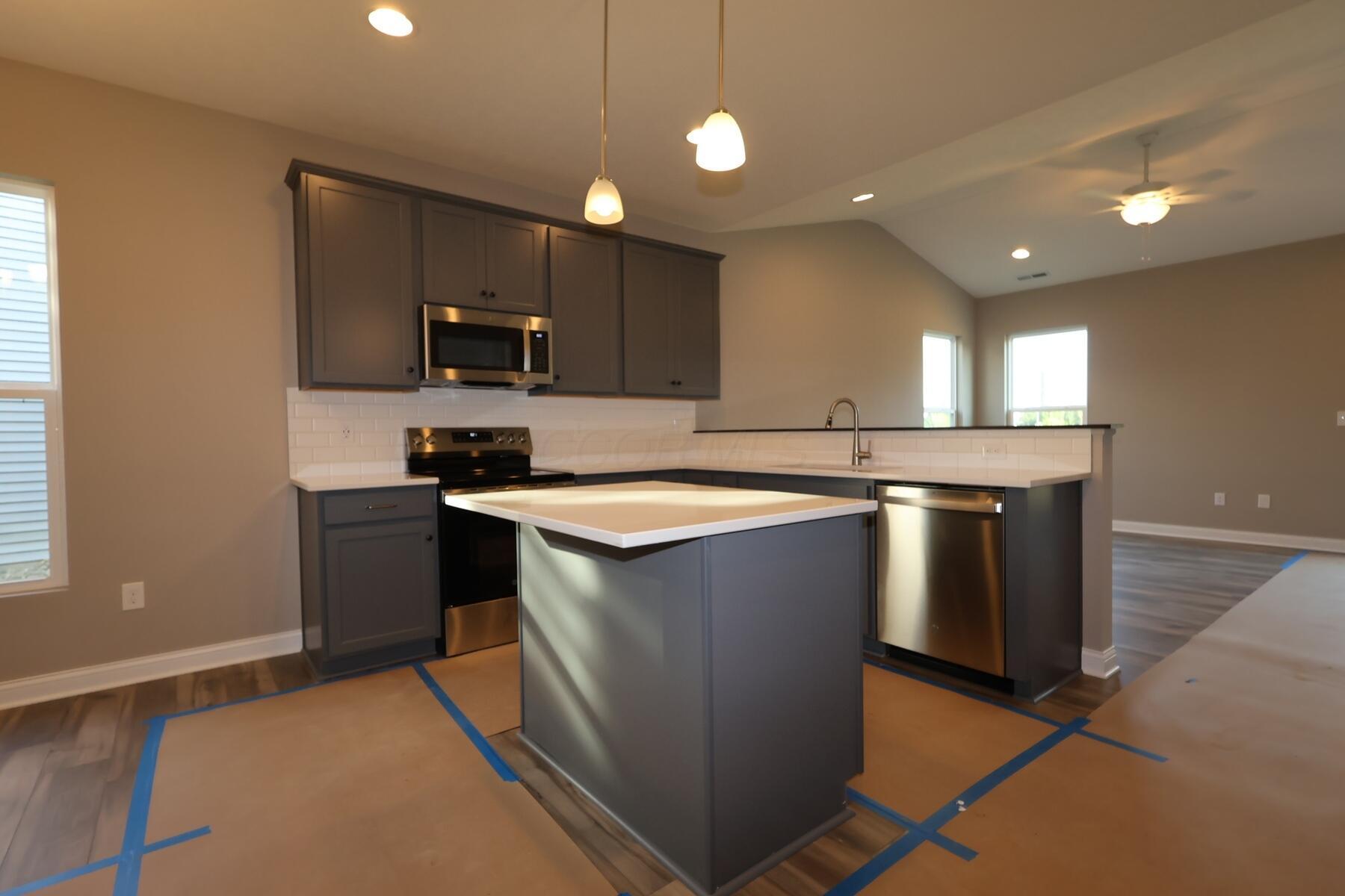 7074 Unitas Loop Property Photo 3