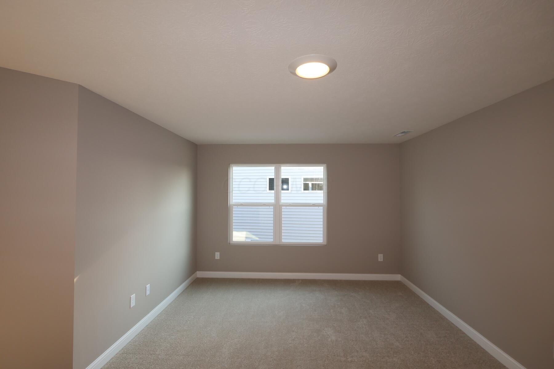 7074 Unitas Loop Property Photo 10